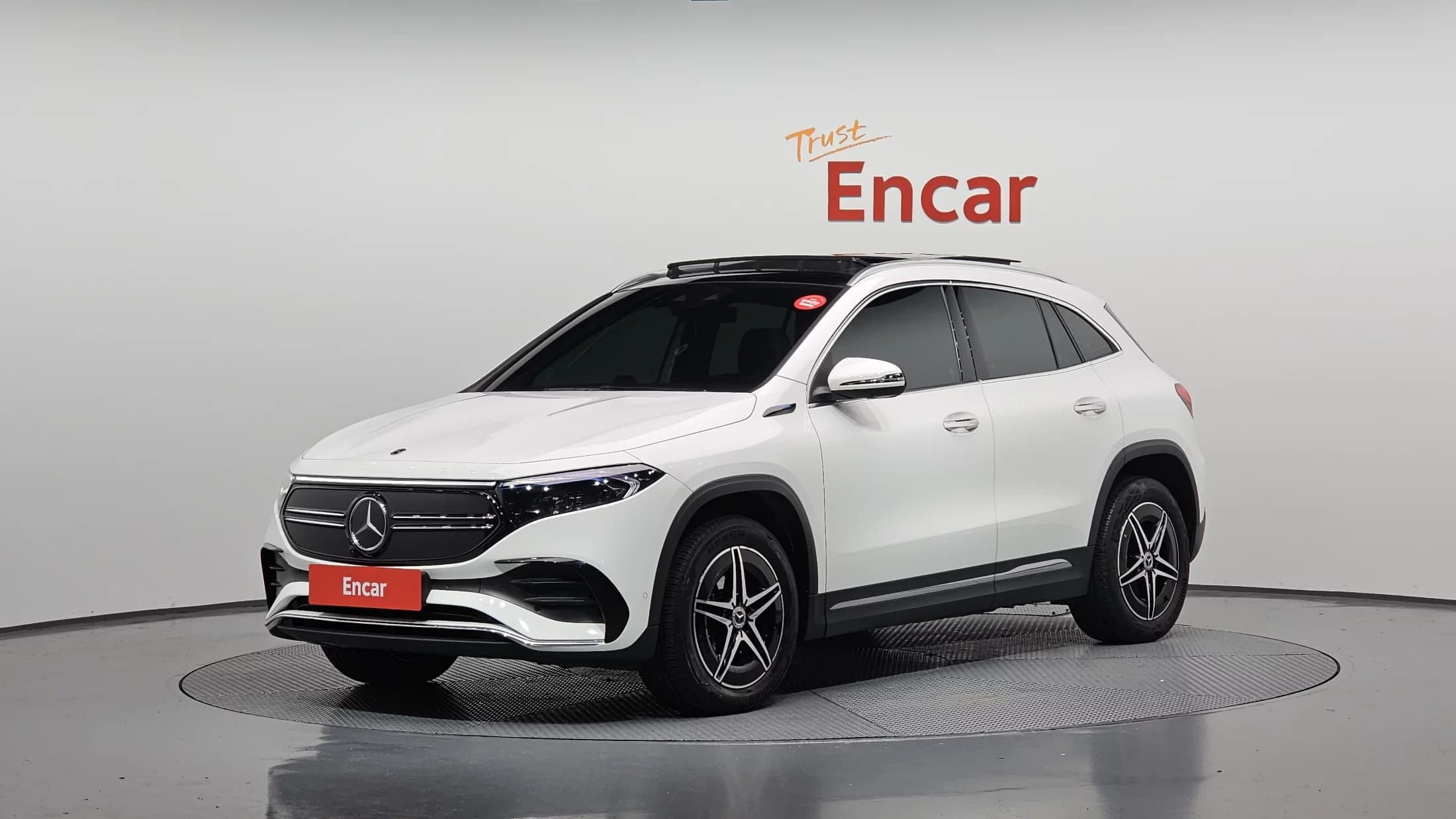 Mercedes-Benz EQA EQA250 AMG Package Plus, электромобиль, 2022 г. 62778 км.