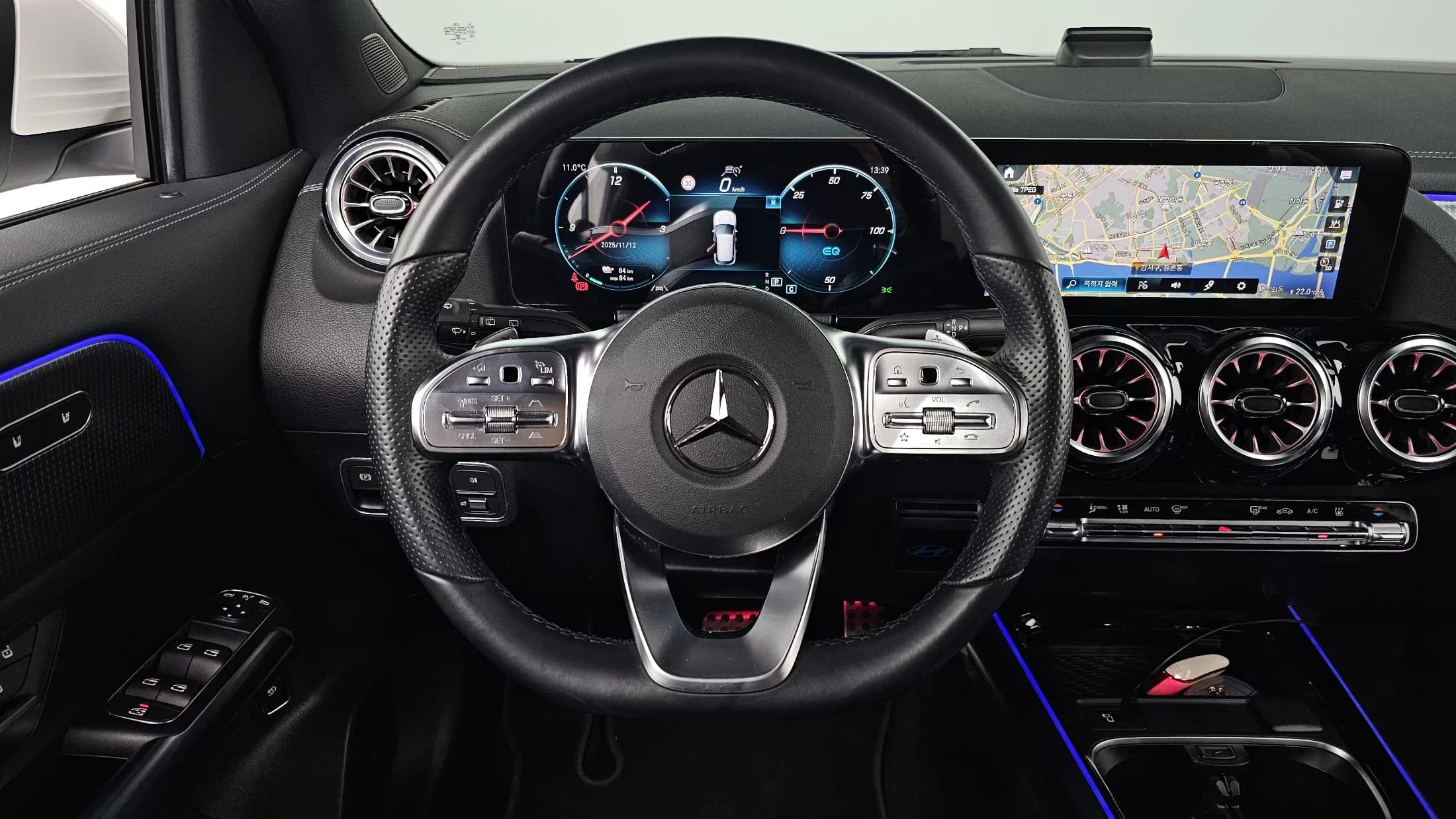 Mercedes-Benz EQA EQA250 AMG Package Plus, электромобиль, 2022 г. 62778 км. — фото 13