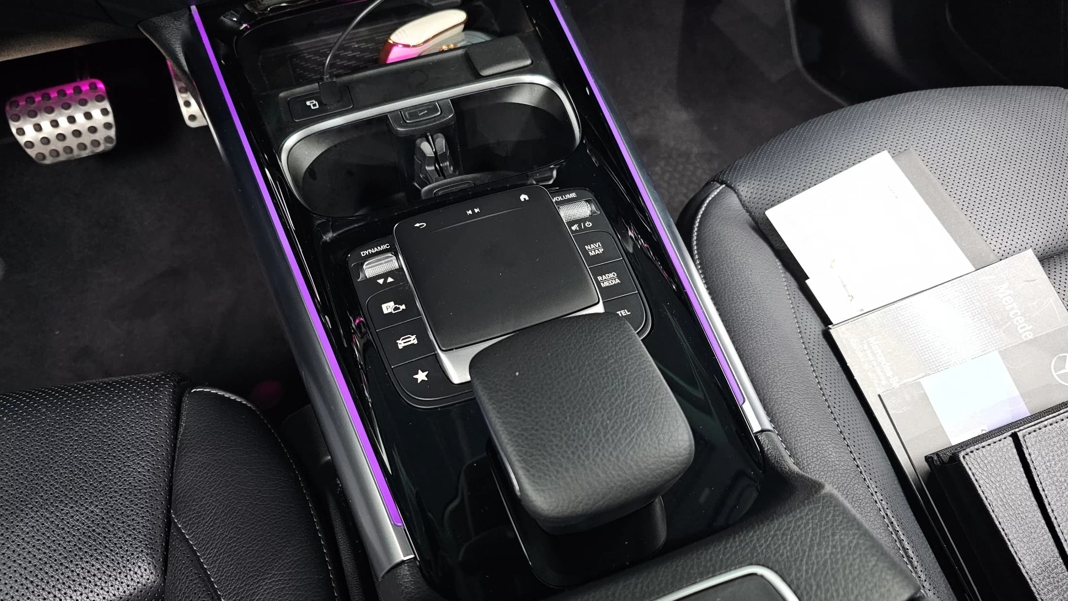 Mercedes-Benz EQA EQA250 AMG Package Plus, электромобиль, 2022 г. 62778 км. — фото 19