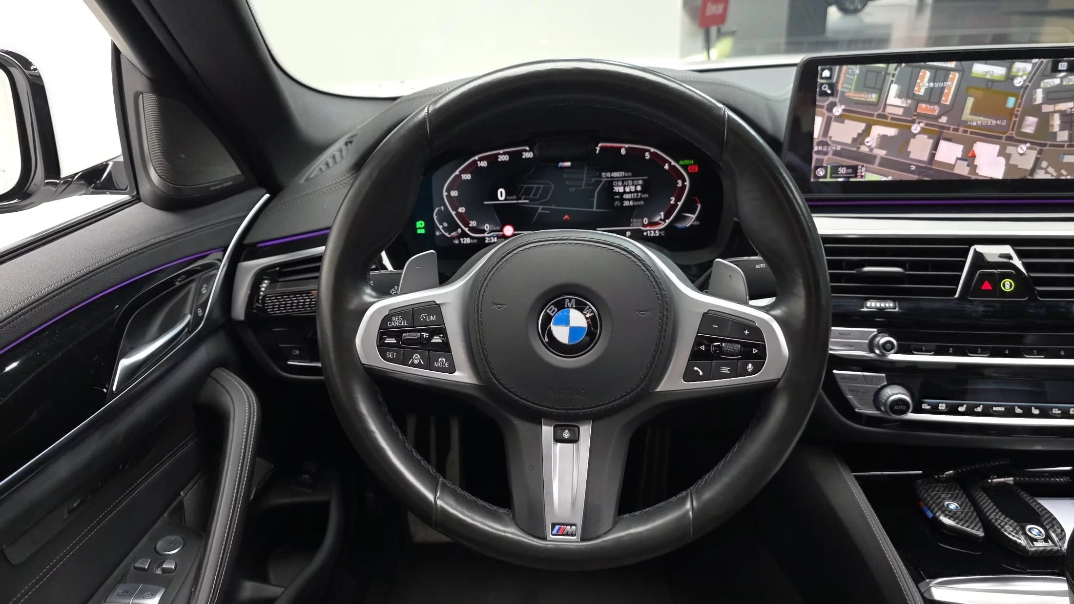 BMW 5-Series 530i M Sport Package, 2021 г. 48740 км. — фото 13