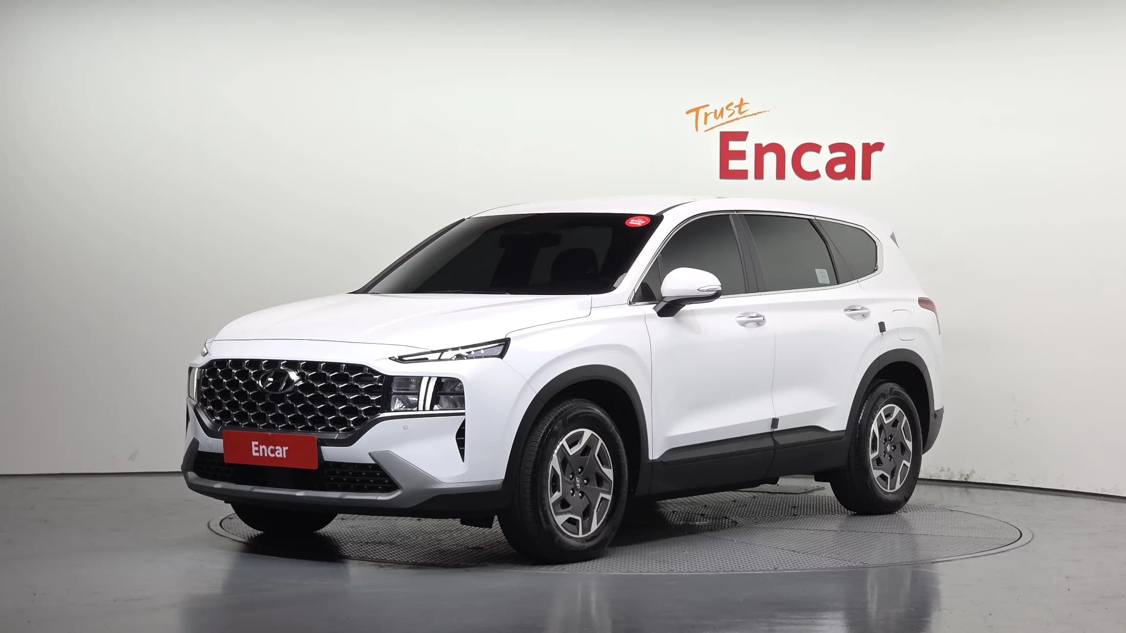 Hyundai Santa Fe HEV 1.6 4WD Exclusive, гибрид, 2023 г. 32287 км.