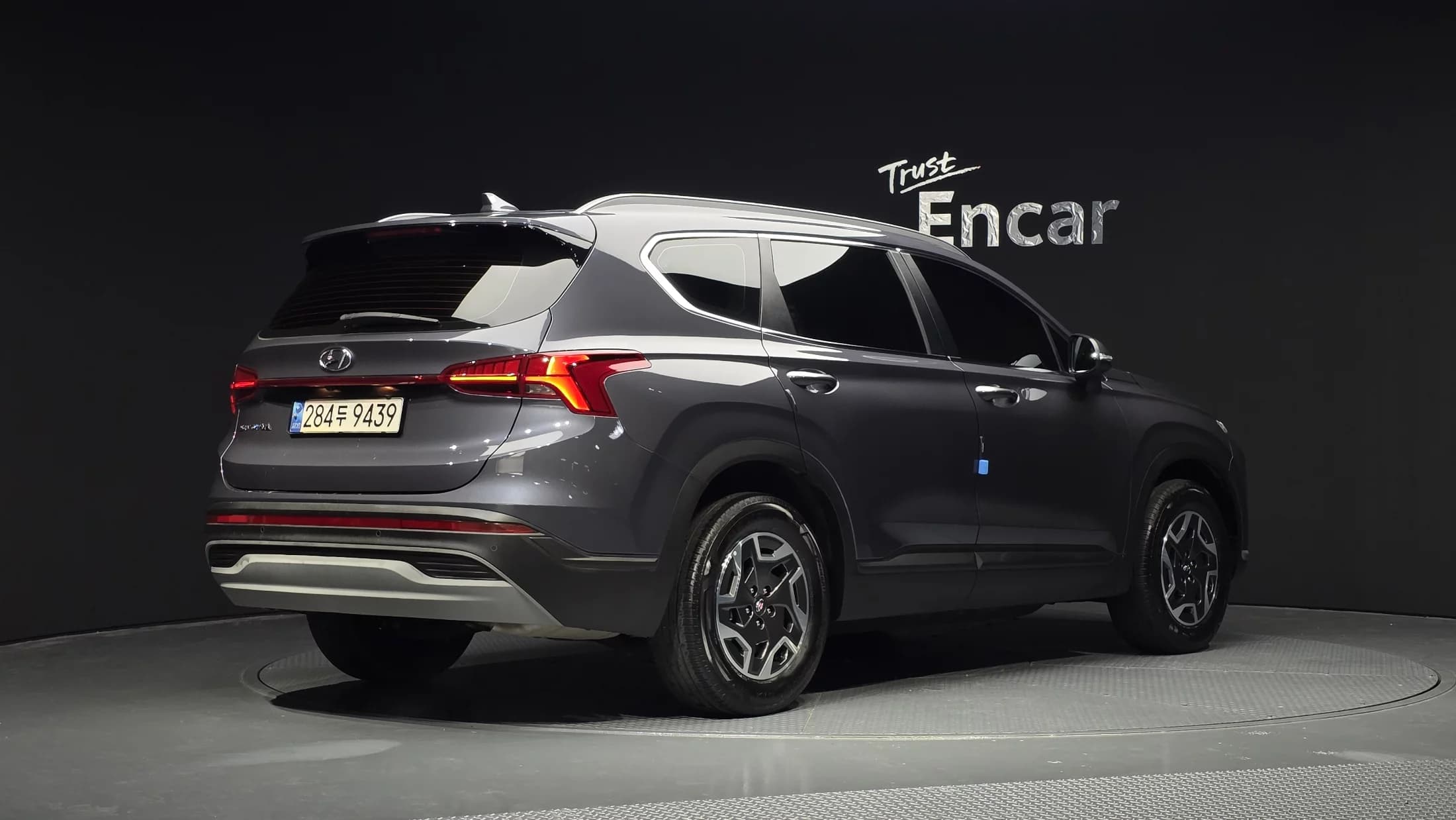 Hyundai Santa Fe HEV 1.6 2WD Prestige, гибрид, 2022 г. 28624 км. — фото 2