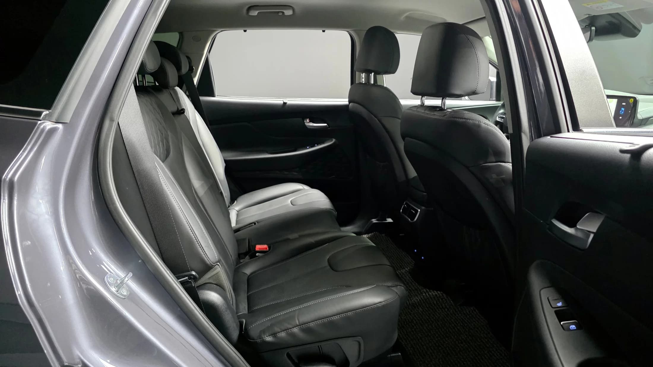 Hyundai Santa Fe HEV 1.6 2WD Prestige, гибрид, 2022 г. 28624 км. — фото 12