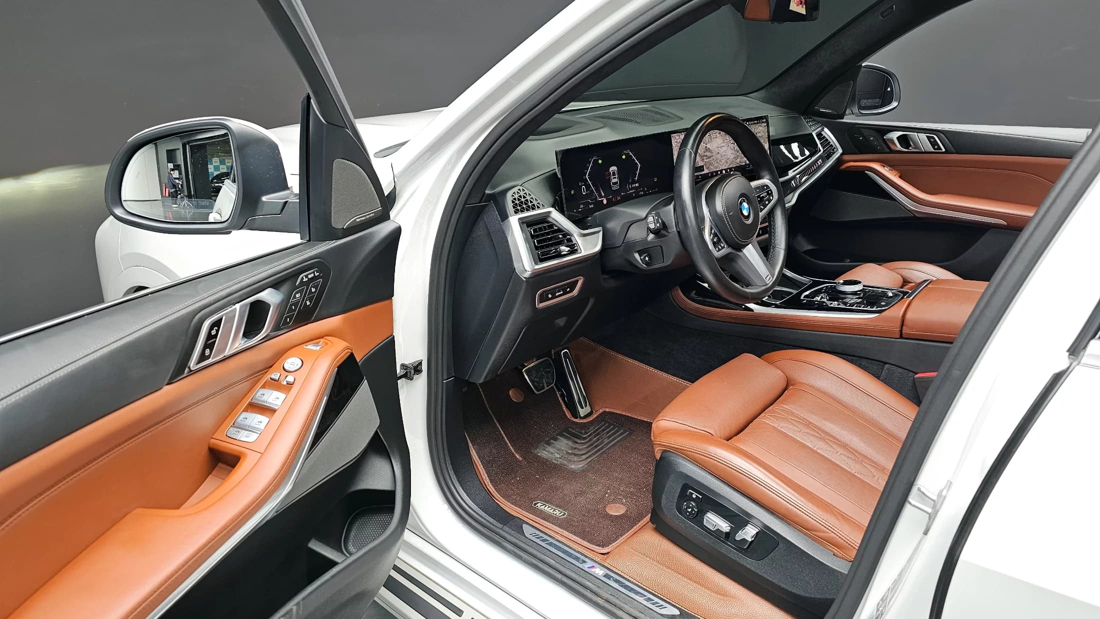 BMW X7 xDrive 40i M Sport 6STR, 2023 г. 22303 км. — фото 12