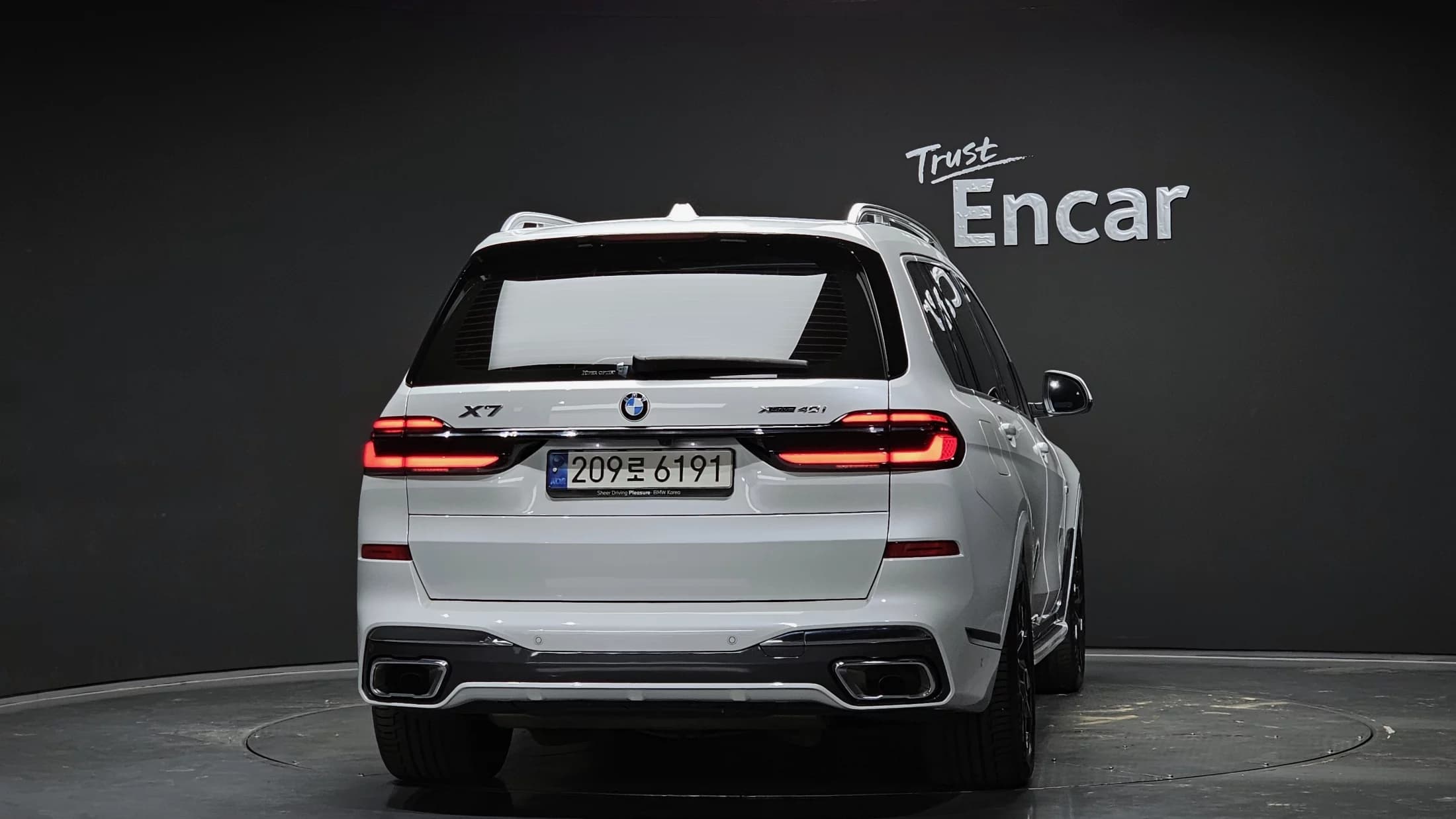 BMW X7 xDrive 40i M Sport 6STR, 2023 г. 22303 км. — фото 4