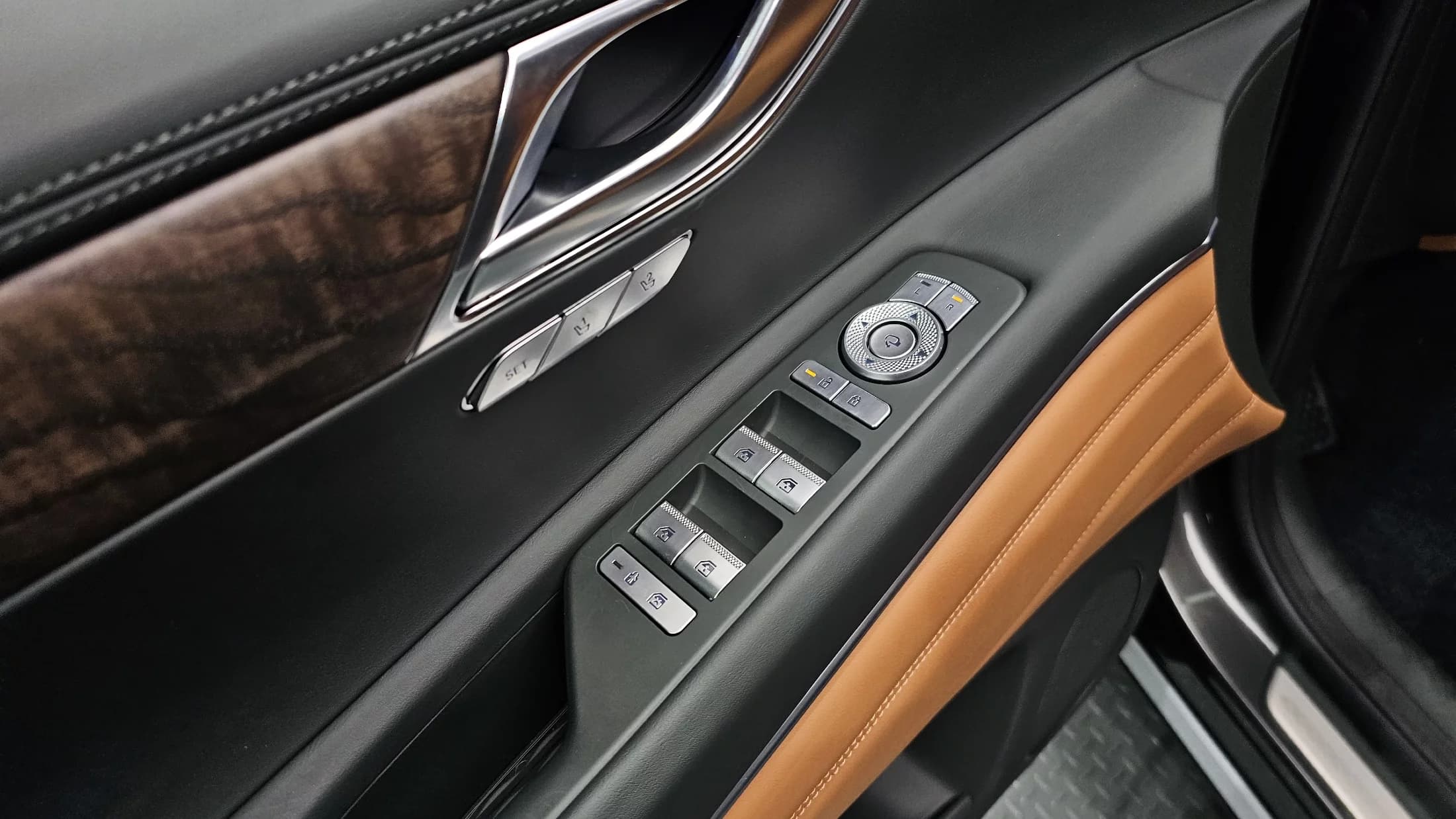 Genesis GV80 2.5T Gasoline AWD, 2024 г. 7784 км. — фото 18