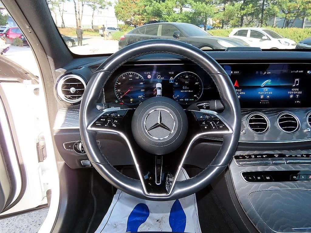 Mercedes-Benz E-Class E350 4MATIC Avantgarde, 2022 г. 35575 км. — фото 8