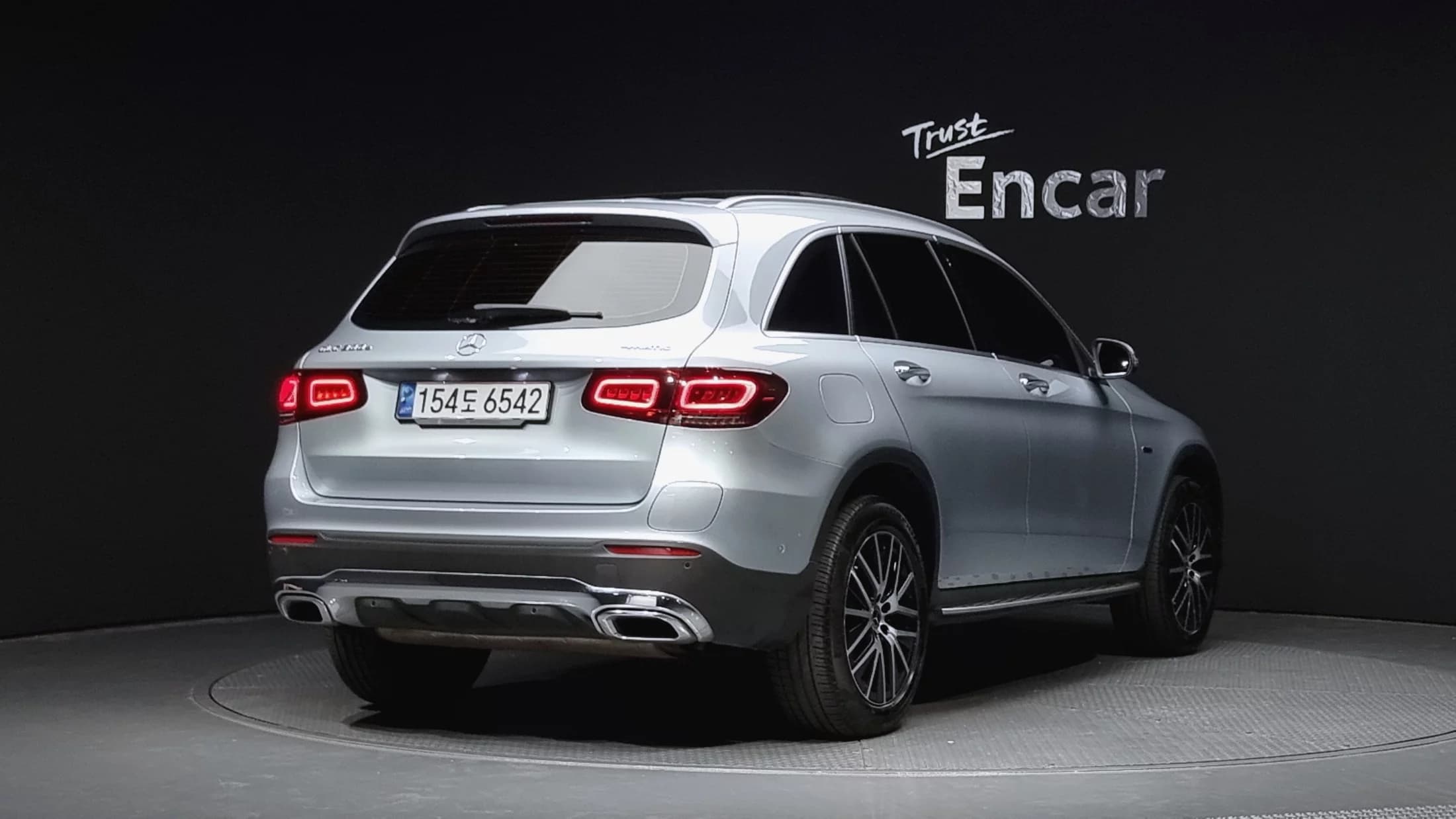 Mercedes-Benz GLC-Class GLC300e 4MATIC, гибрид, 2021 г. 39124 км. — фото 2
