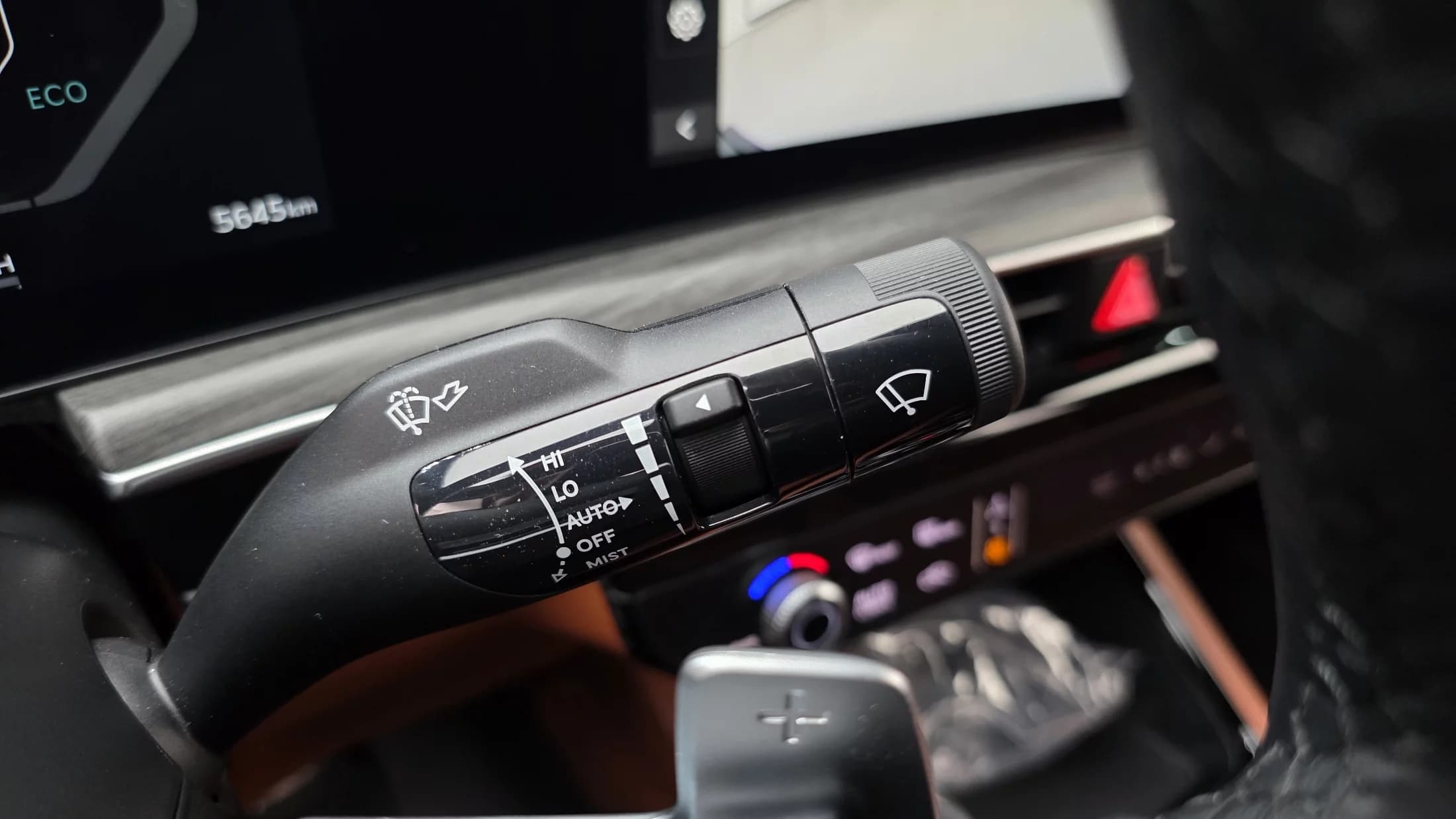 Kia K5 (Киа Оптима) Signature, гибрид, 2024 г. 5666 км. — фото 17