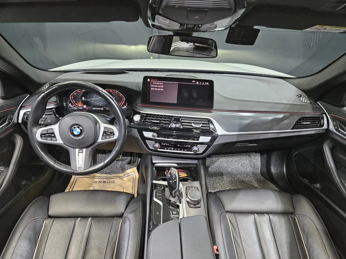 BMW 5-Series 520i M Sport, 2022 г. 80280 км. — фото 7