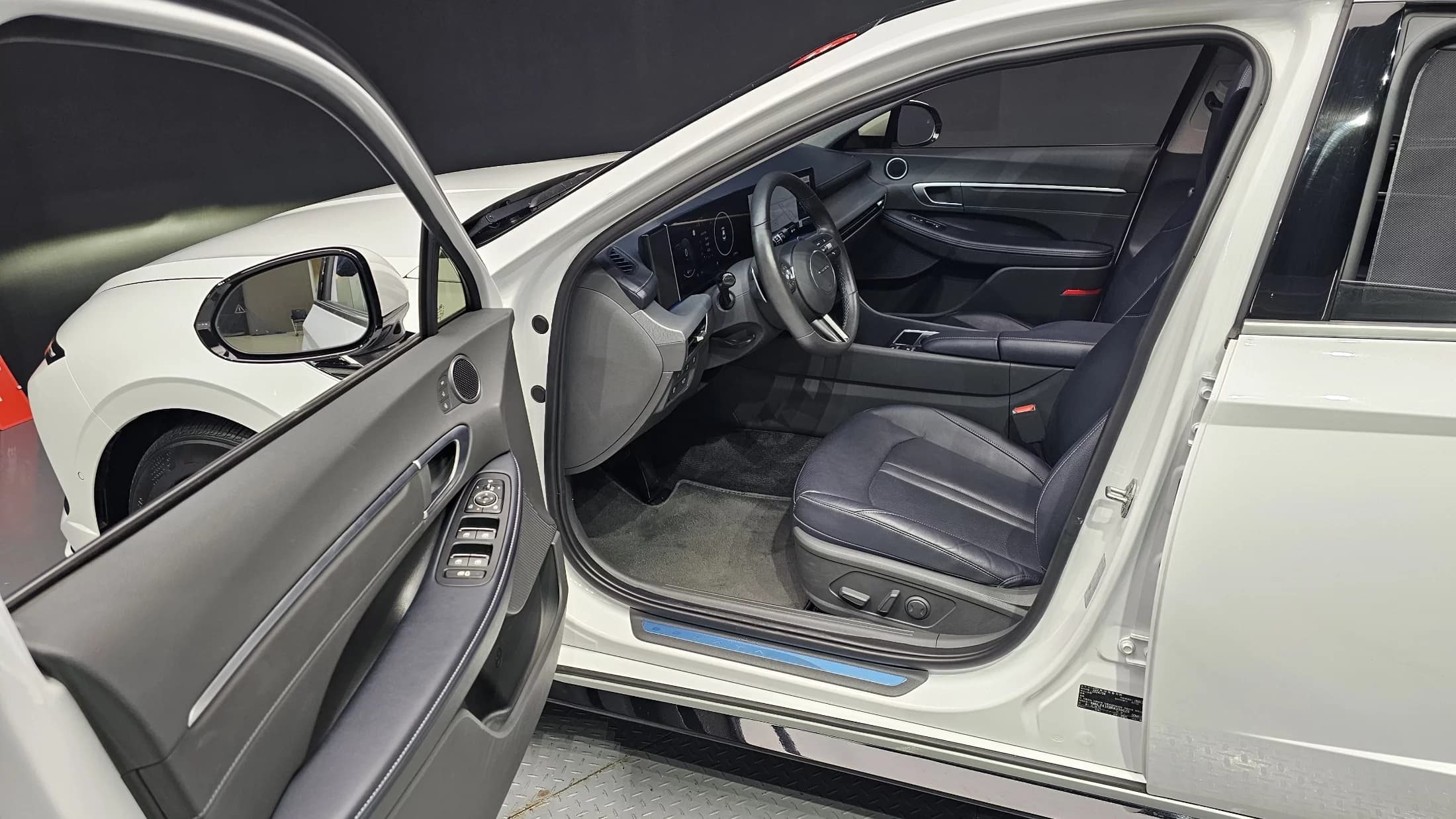 Hyundai Sonata 2.0 Exclusive, 2024 г. 27985 км. — фото 10