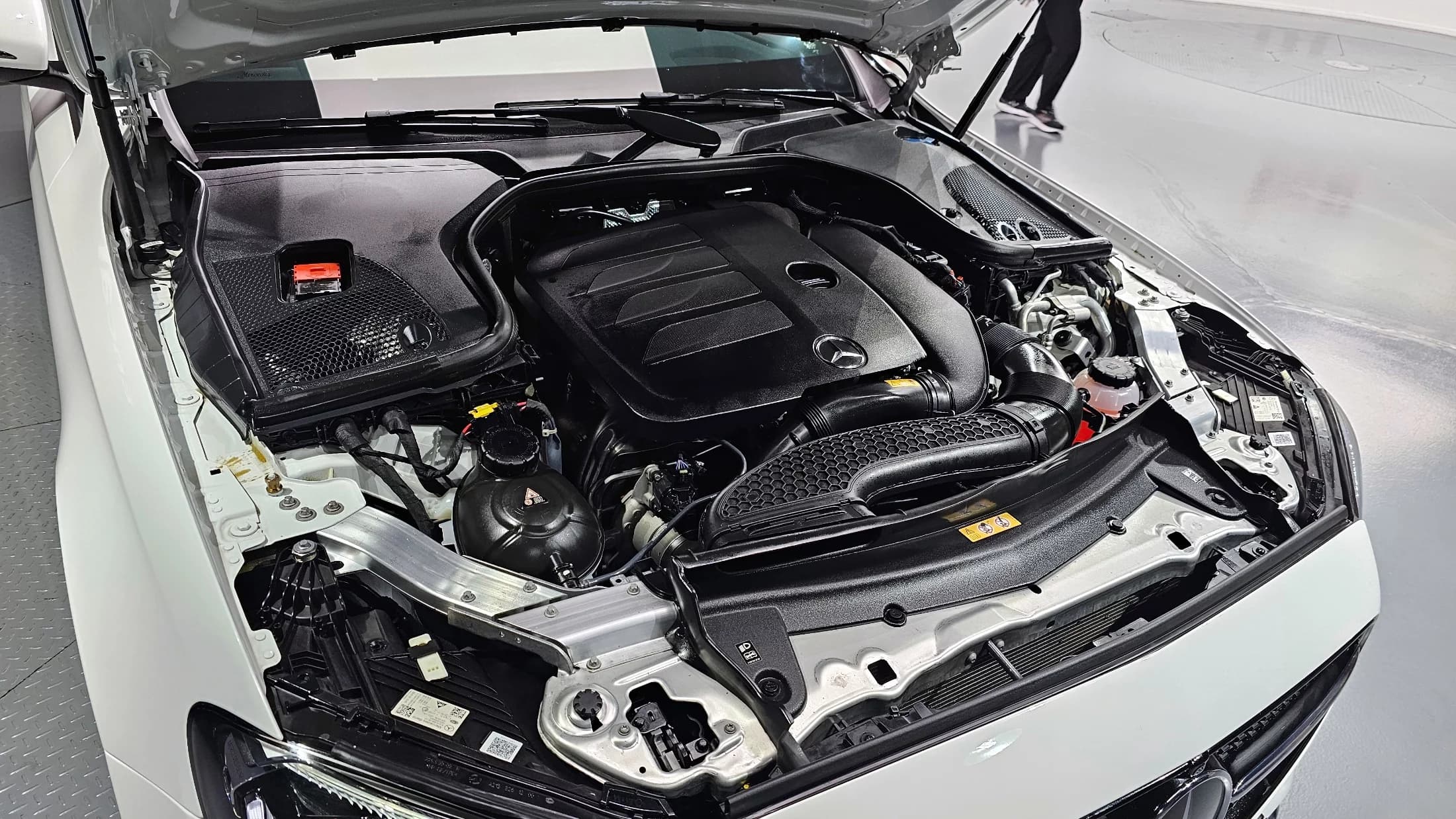Mercedes-Benz E-Class E350 4MATIC Avantgarde, 2022 г. 60436 км. — фото 6