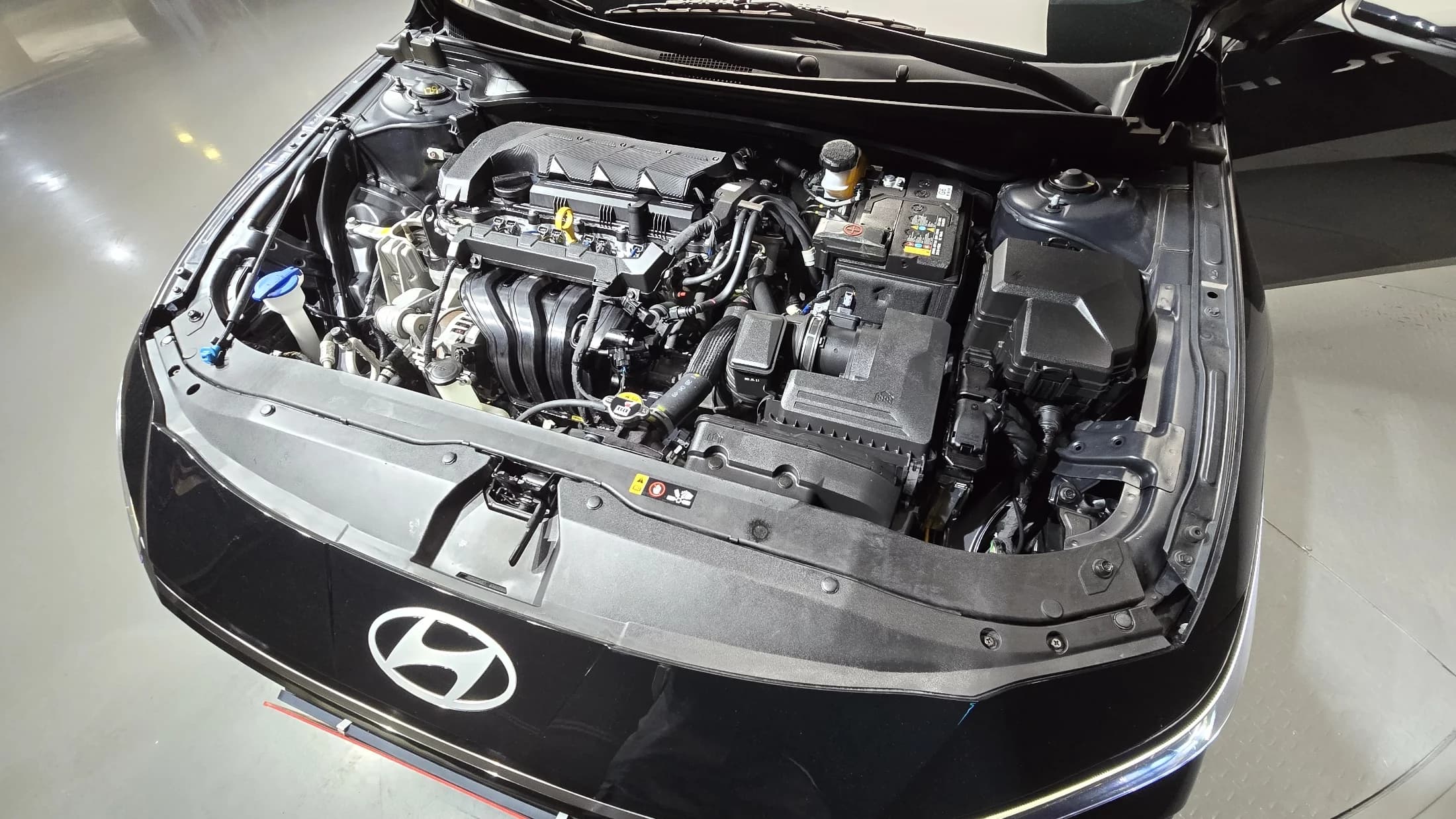 Hyundai AVANTE (Хендай Элантра) 1.6 Inspiration, 2023 г. 29534 км. — фото 6