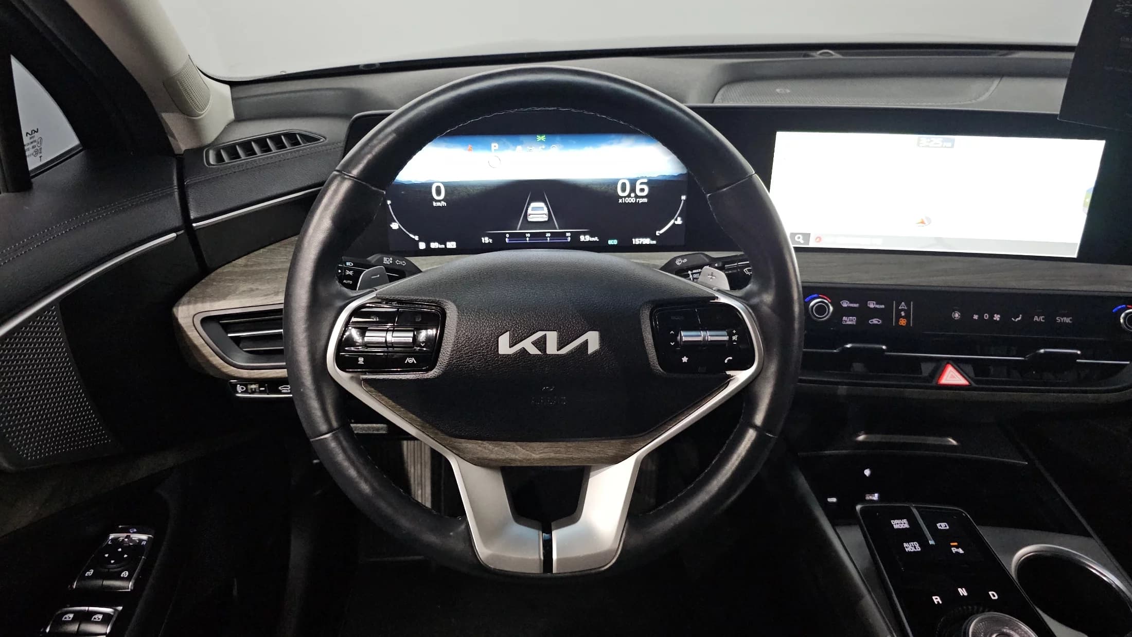 Kia K8 2.5 Gasoline 2WD Noblesse, 2024 г. 15899 км. — фото 14