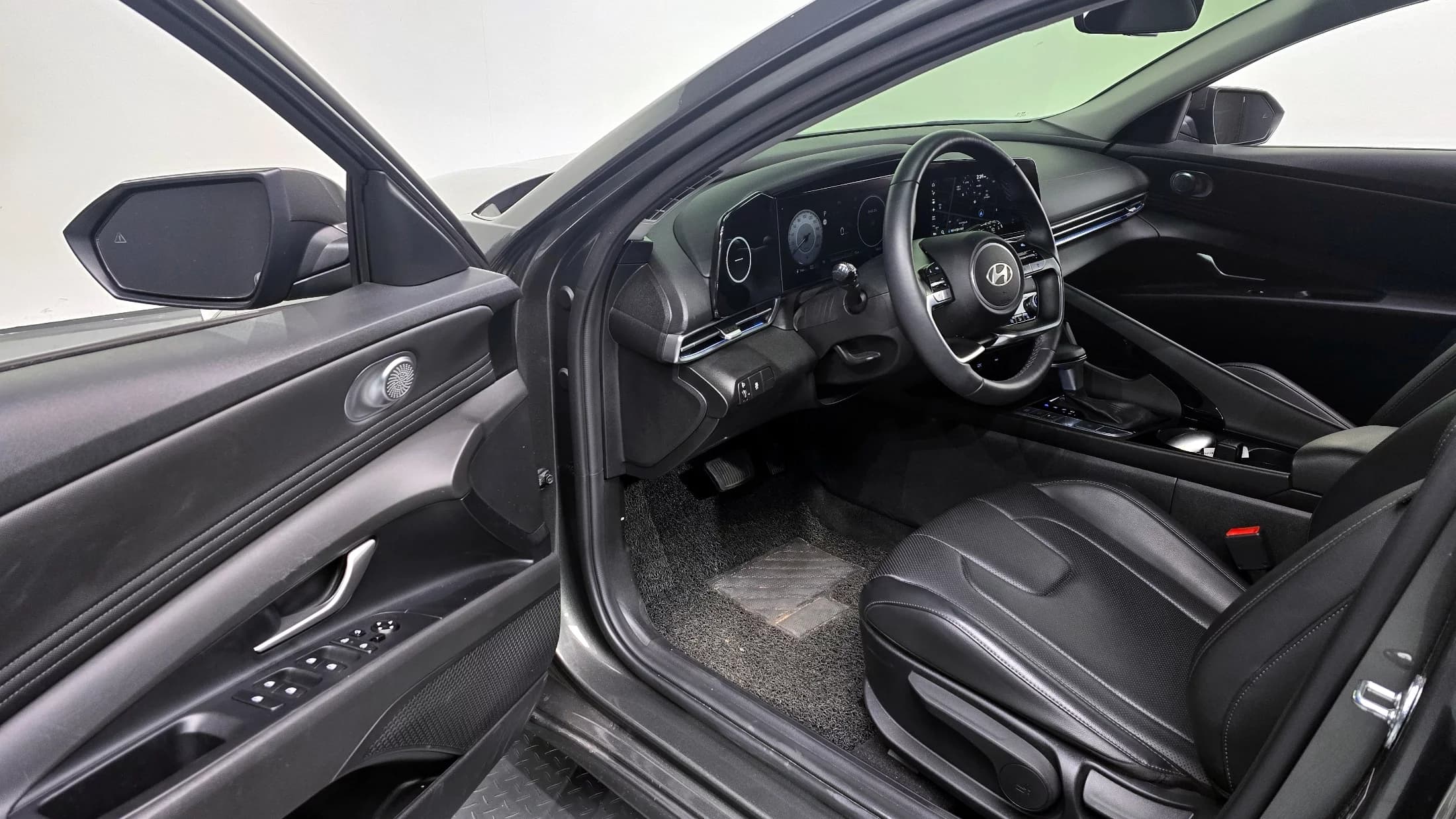 Hyundai AVANTE (Хендай Элантра) 1.6 Modern, 2024 г. 14680 км. — фото 11