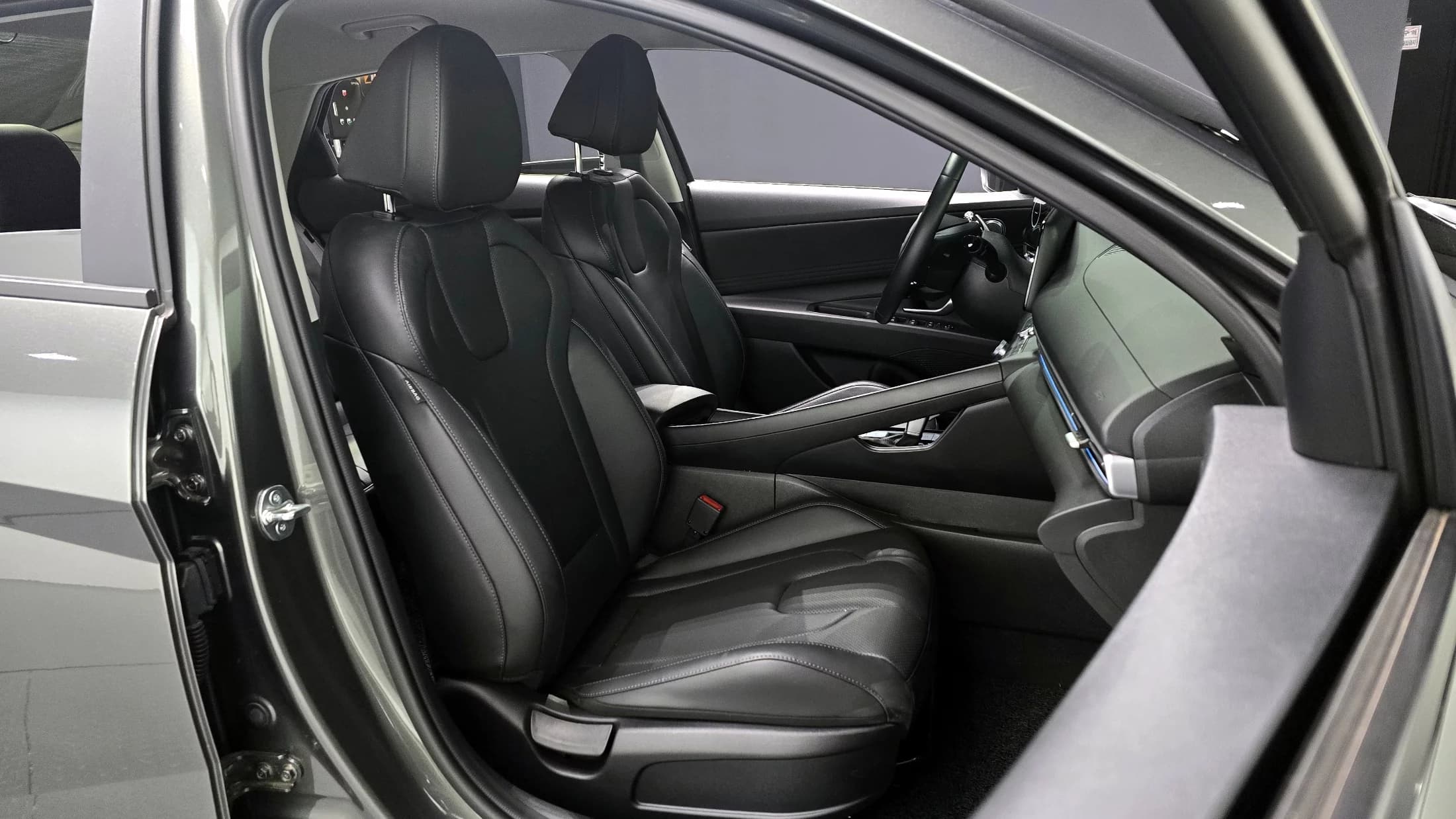 Hyundai AVANTE (Хендай Элантра) 1.6 Modern, 2024 г. 14680 км. — фото 10