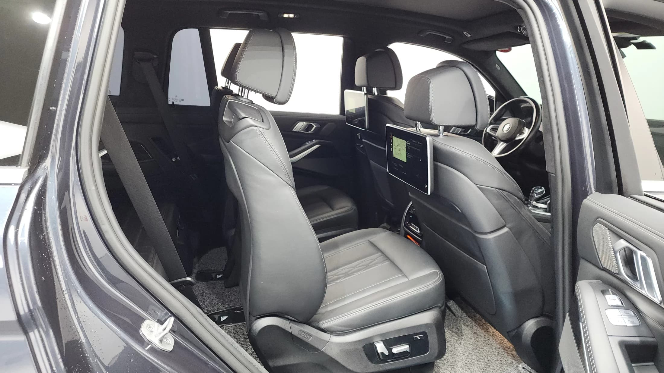 BMW X7 xDrive 40d M Sport 6STR, 2021 г. 71170 км. — фото 12