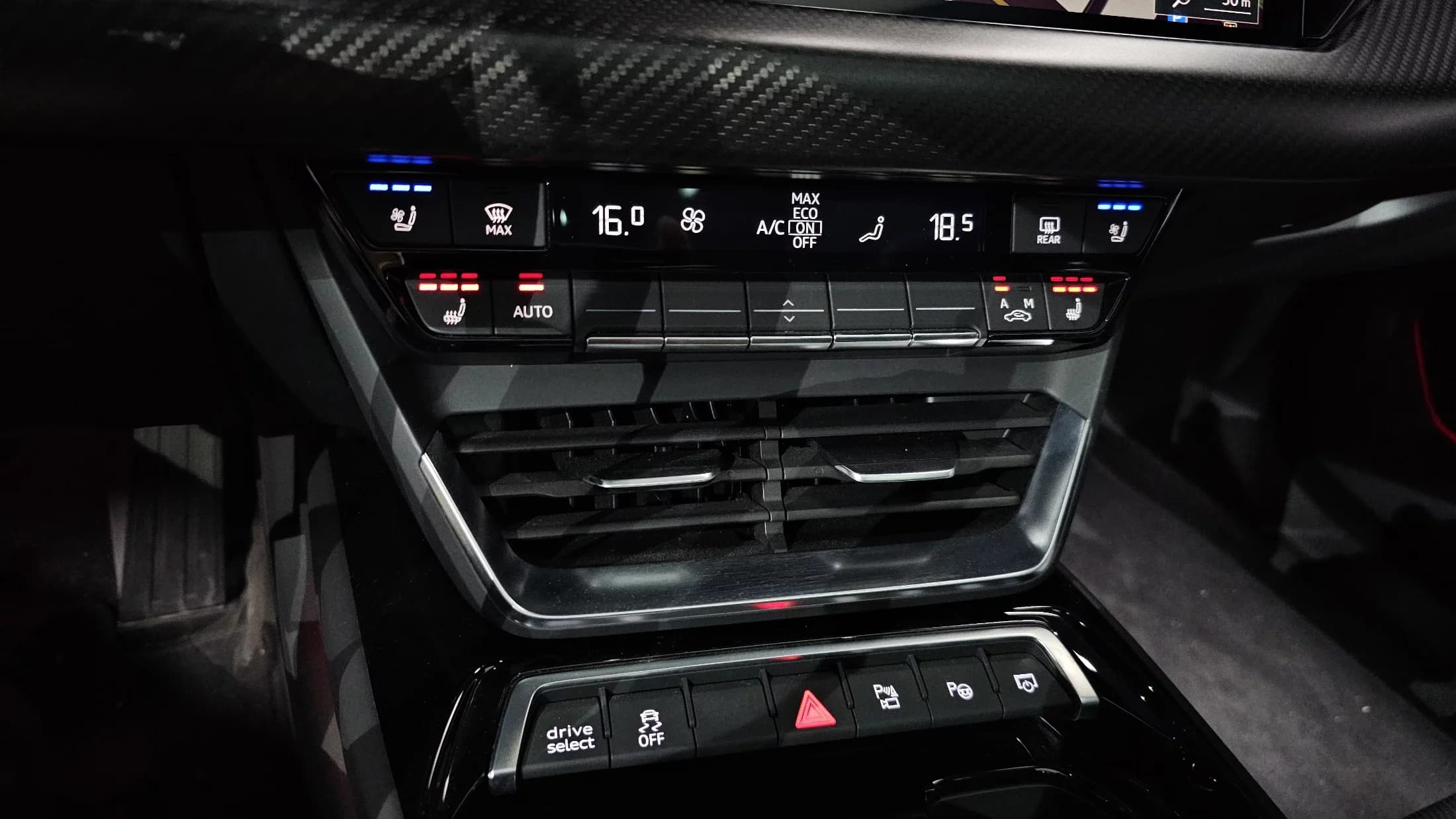 Audi E-TRON GT GT quattro Premium, электромобиль, 2021 г. 25816 км. — фото 18