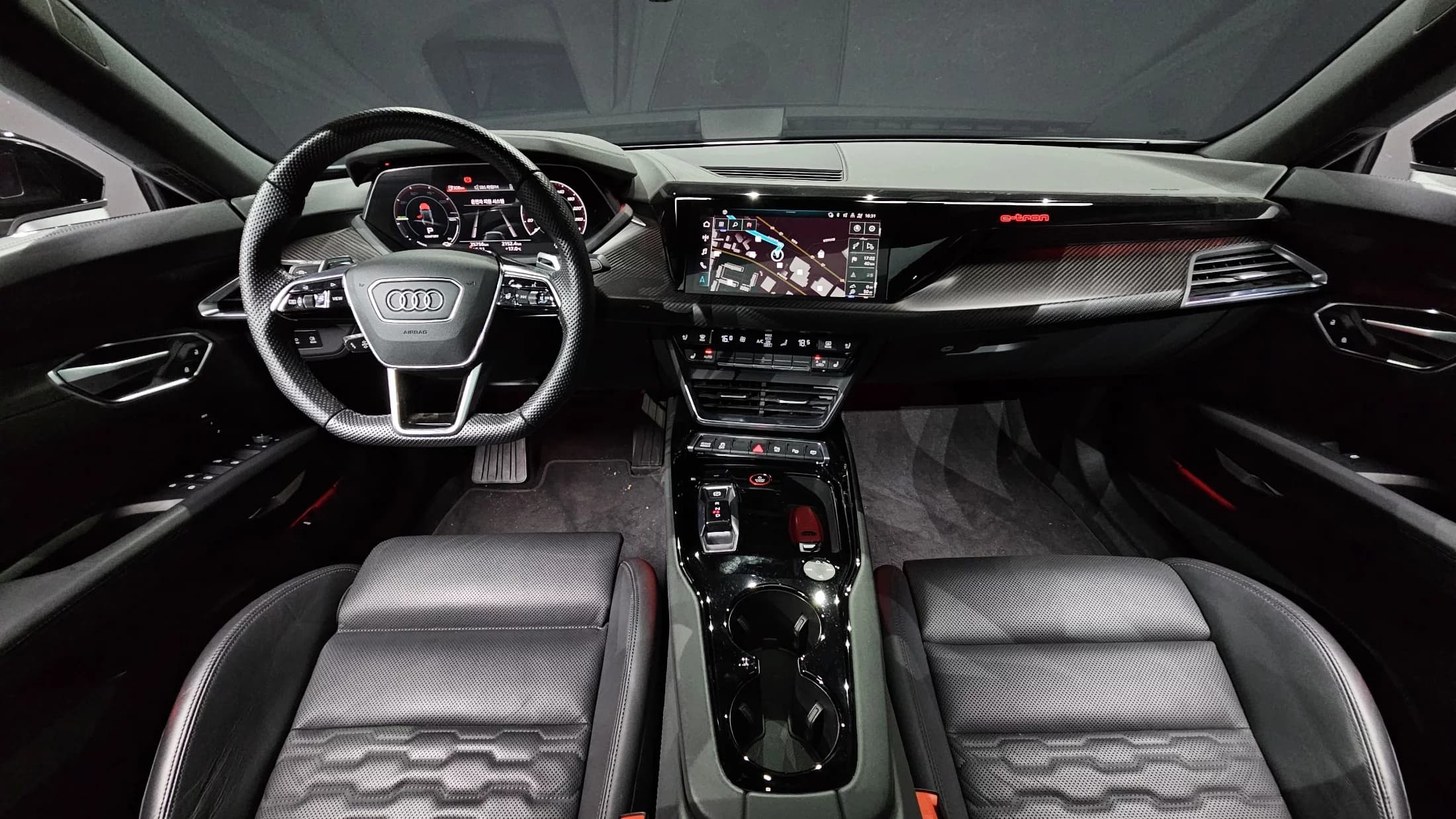 Audi E-TRON GT GT quattro Premium, электромобиль, 2021 г. 25816 км. — фото 7