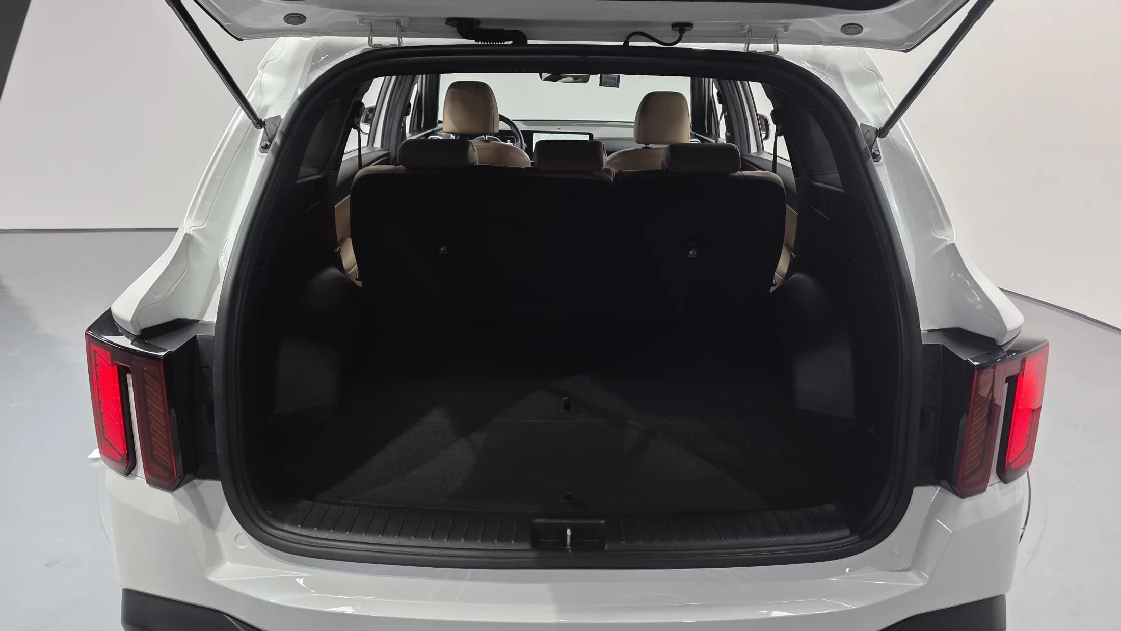 Kia Sorento Gasoline 2.5T 2WD Prestige, 2024 г. 20180 км. — фото 20