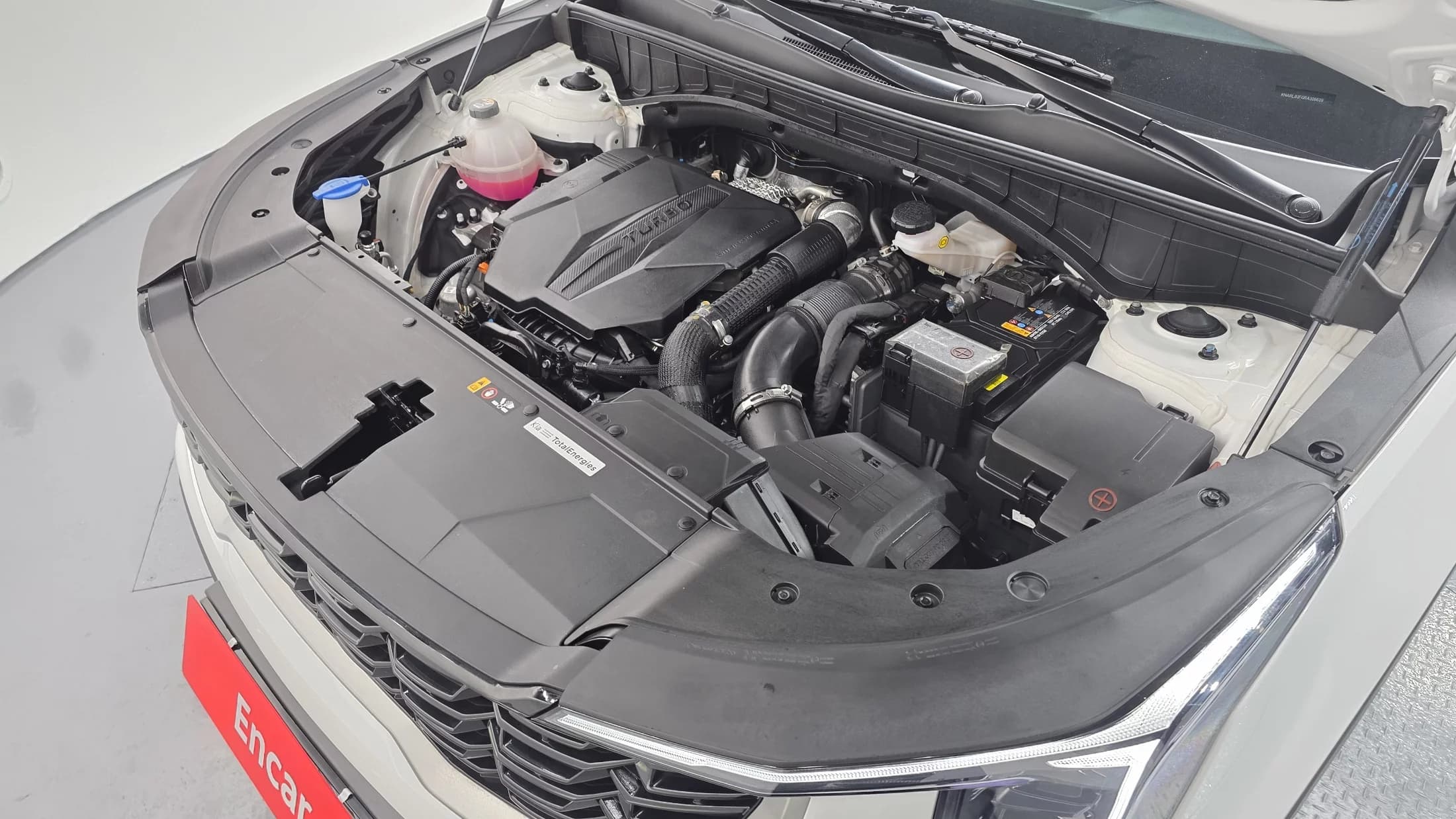 Kia Sorento Gasoline 2.5T 2WD Prestige, 2024 г. 20180 км. — фото 6