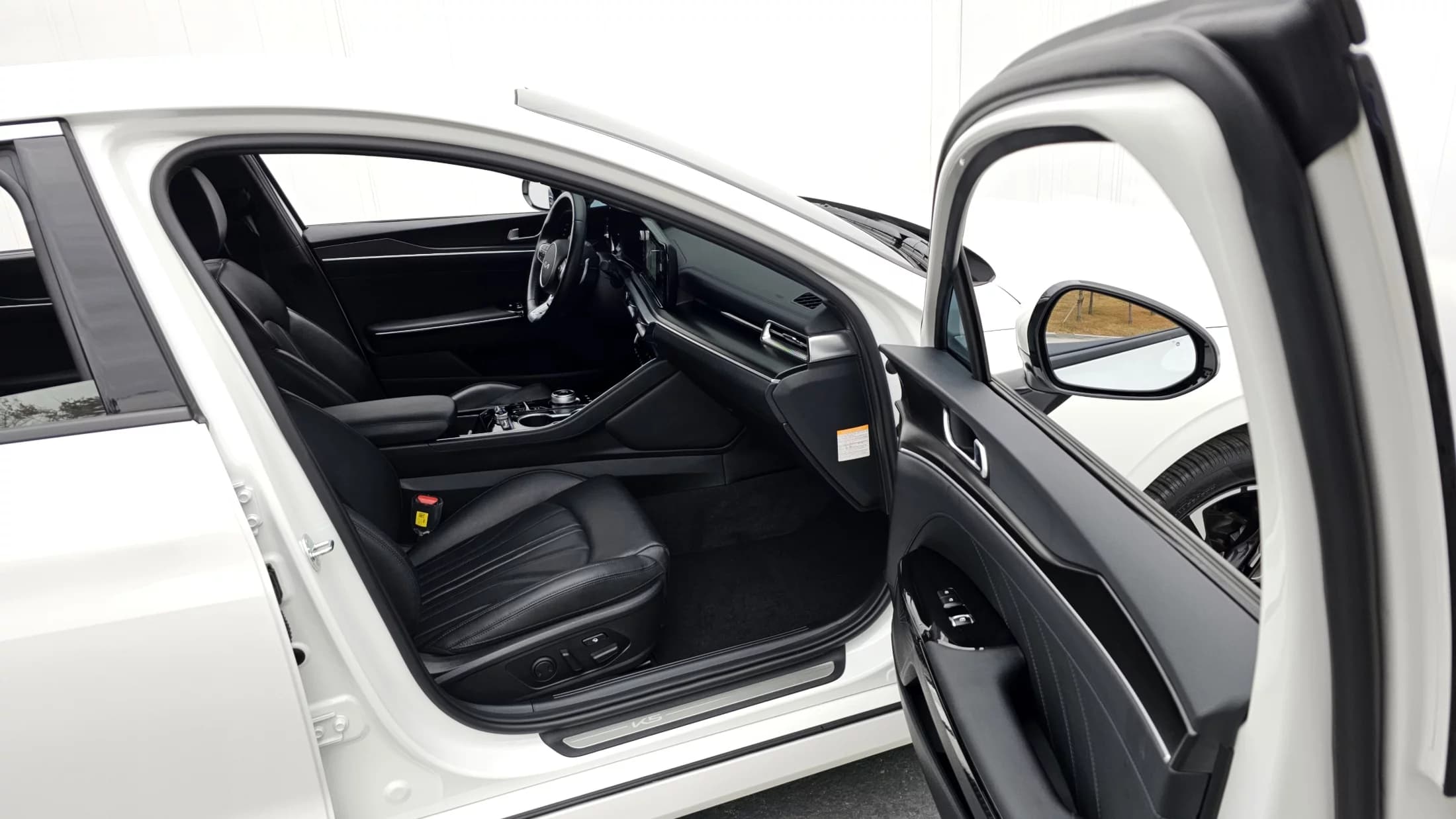 Kia K5 (Киа Оптима) Signature, гибрид, 2023 г. 12341 км. — фото 11