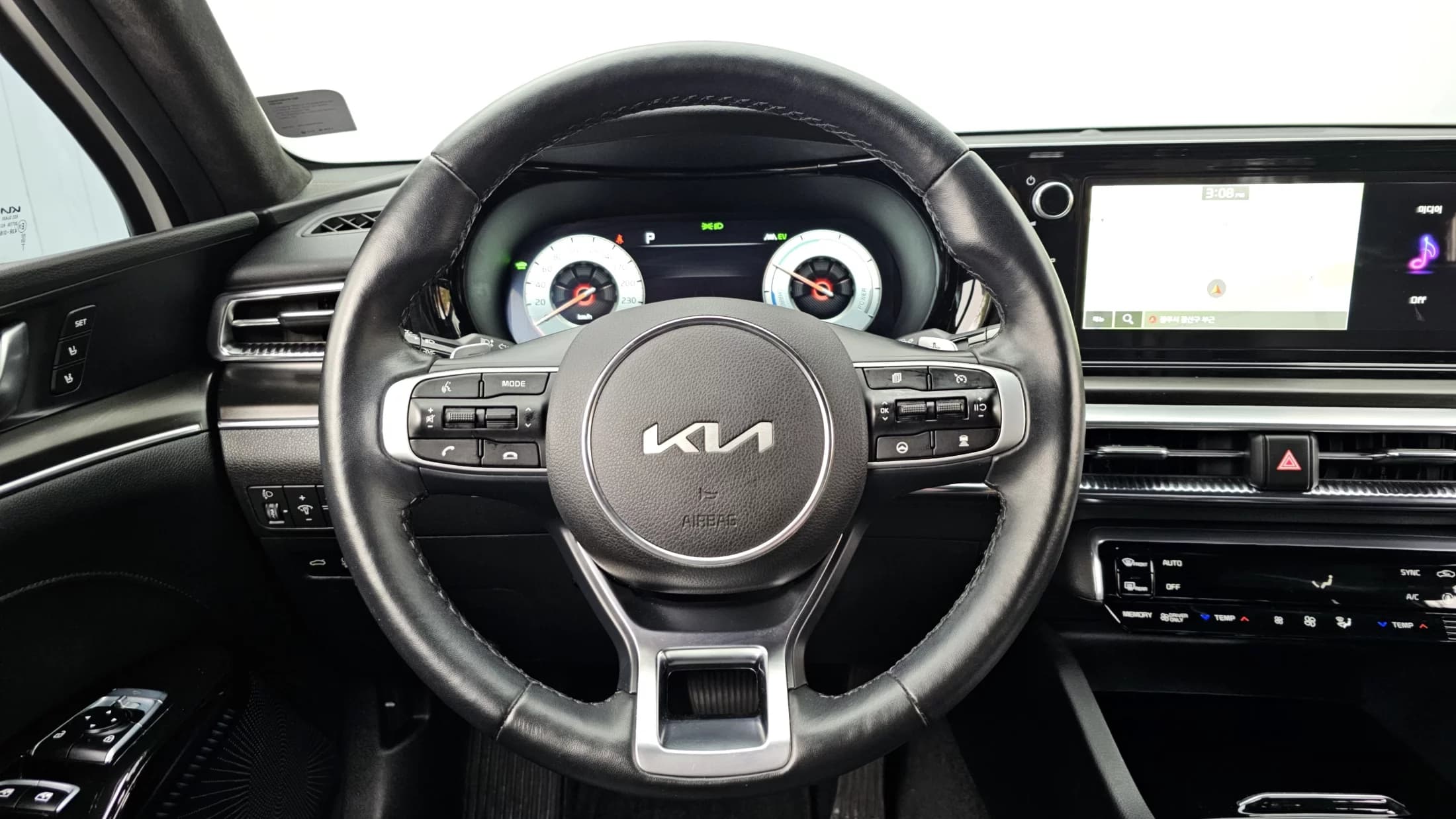 Kia K5 (Киа Оптима) Signature, гибрид, 2023 г. 12341 км. — фото 13