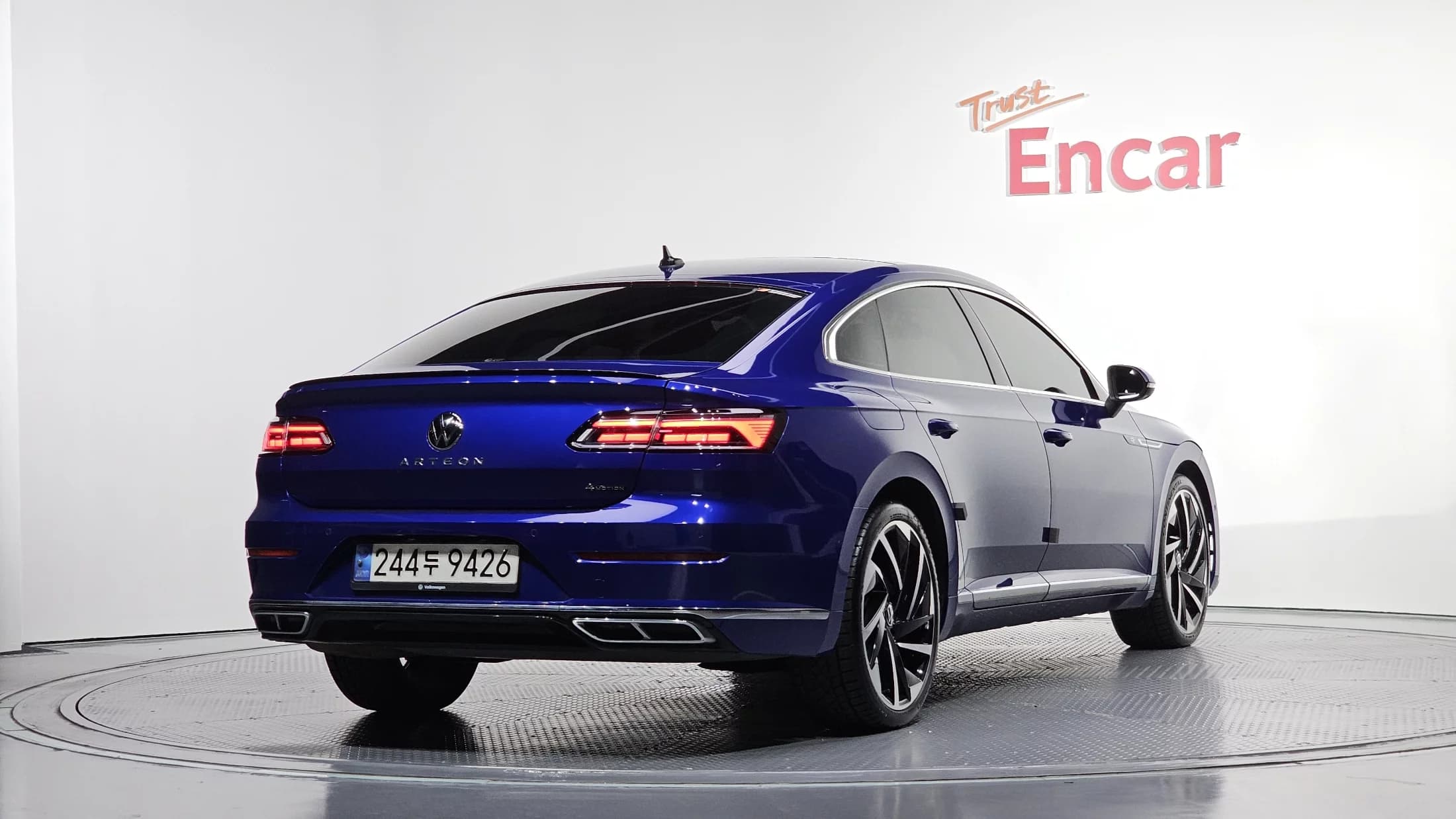 Volkswagen ARTEON 2.0 TDI R-LIINE 4Motion, 2022 г. 77896 км. — фото 2