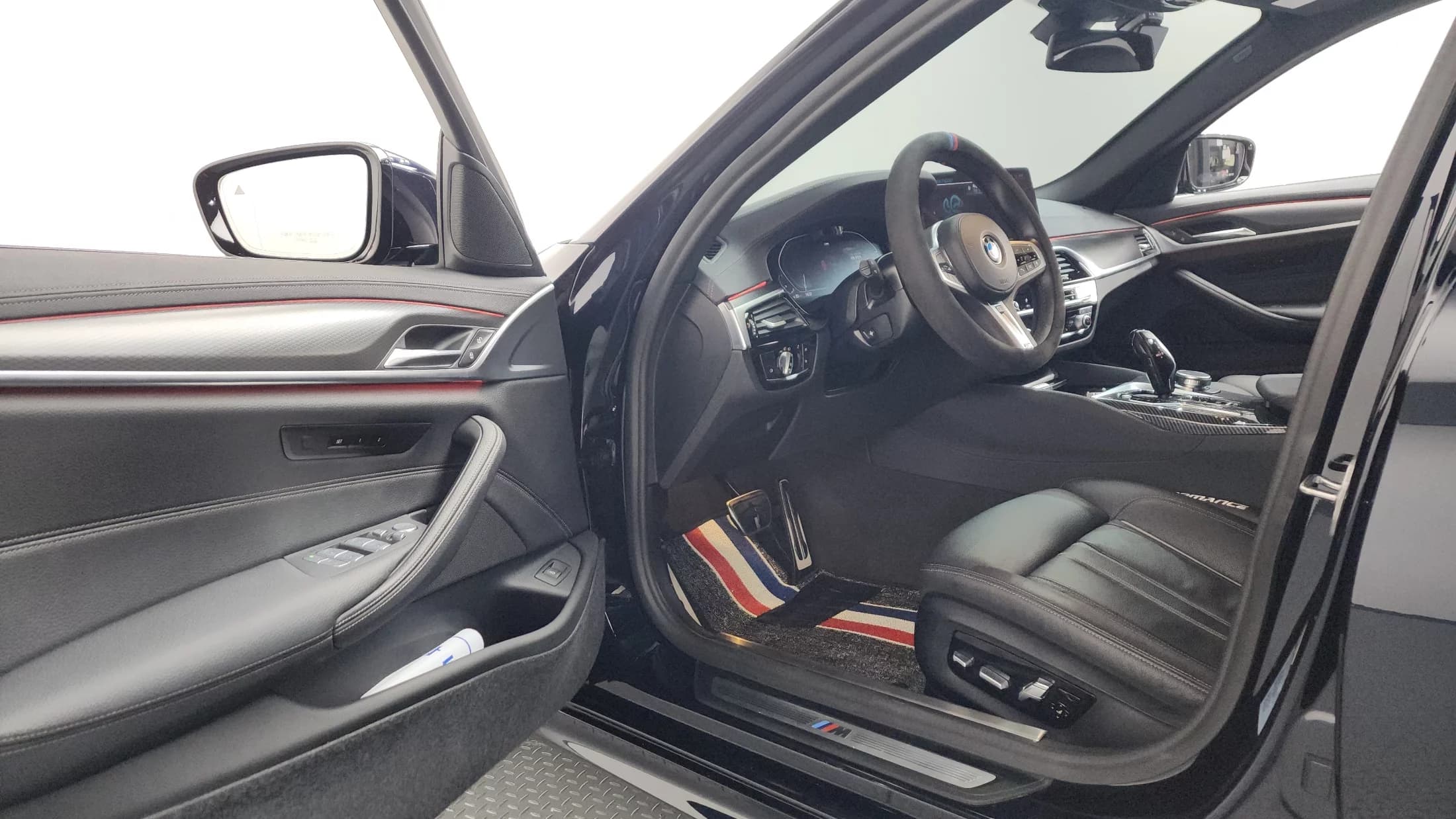 BMW 5-Series 520i M Sport, 2022 г. 53386 км. — фото 10