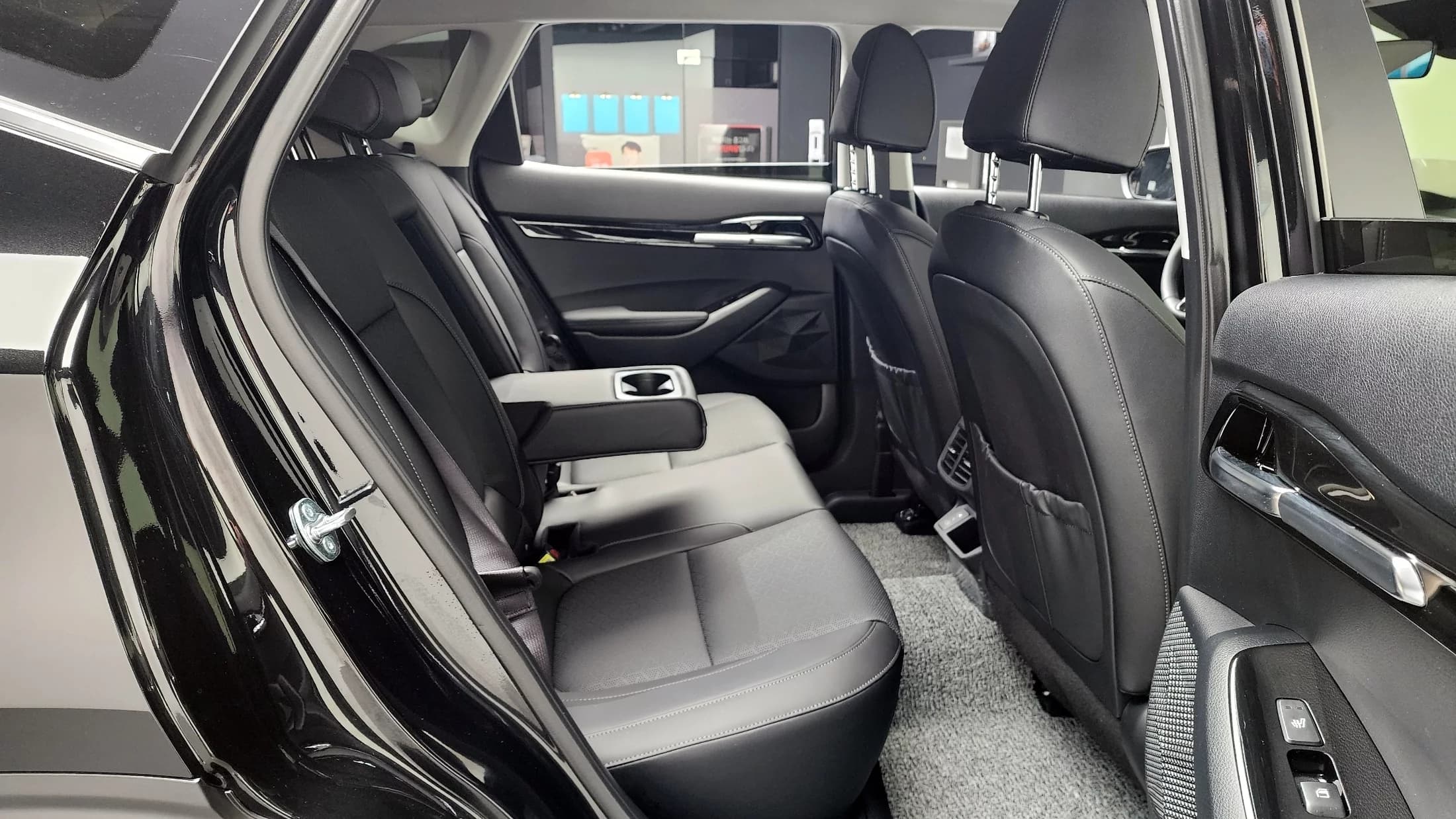 Kia Seltos Gasoline 1.6 Turbo 2WD X-Line, 2025 г. 929 км. — фото 12