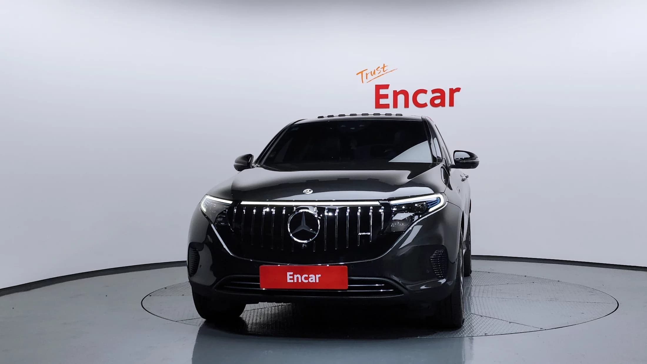 Mercedes-Benz EQC EQC400 4MATIC, электромобиль, 2021 г. 132660 км. — фото 3
