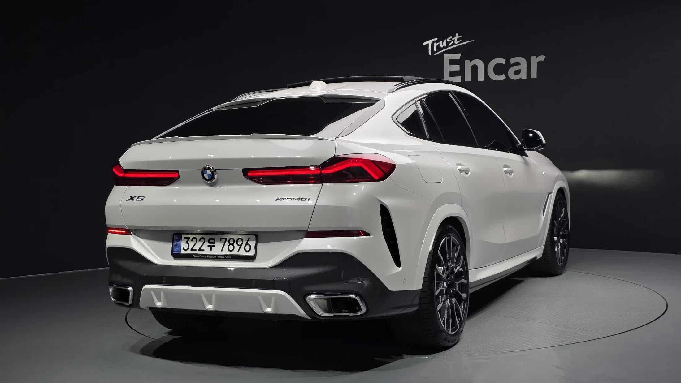 BMW X6 xDrive40i M Sport, 2023 г. 14955 км. — фото 2
