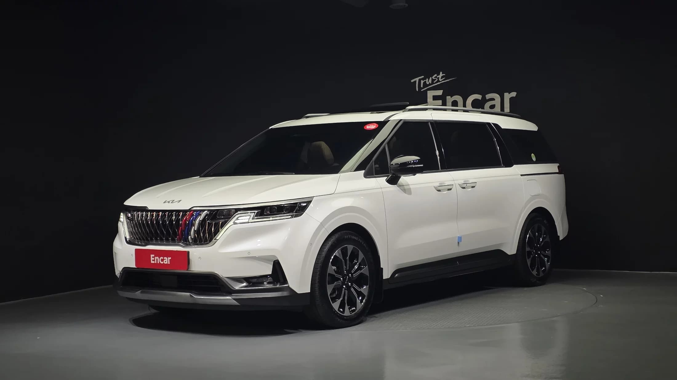 Kia Carnival 9-Seater Signature, 2023 г. 18046 км.