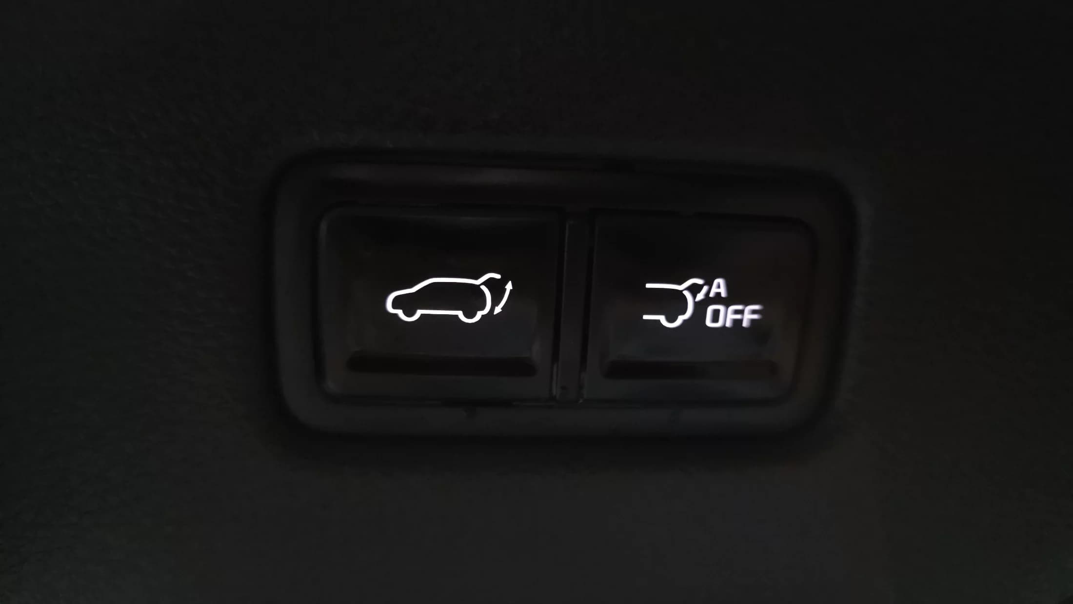 Kia Carnival 9-Seater Signature, 2023 г. 18046 км. — фото 19