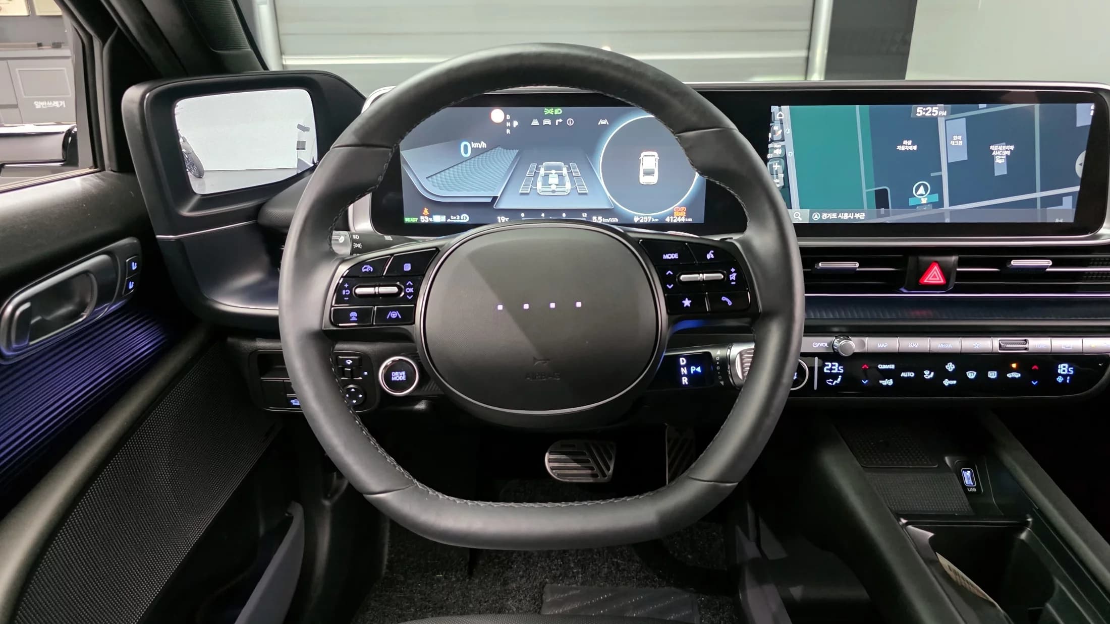 Hyundai Ioniq 6 Long Range AWD Prestige, электромобиль, 2023 г. 41279 км. — фото 13