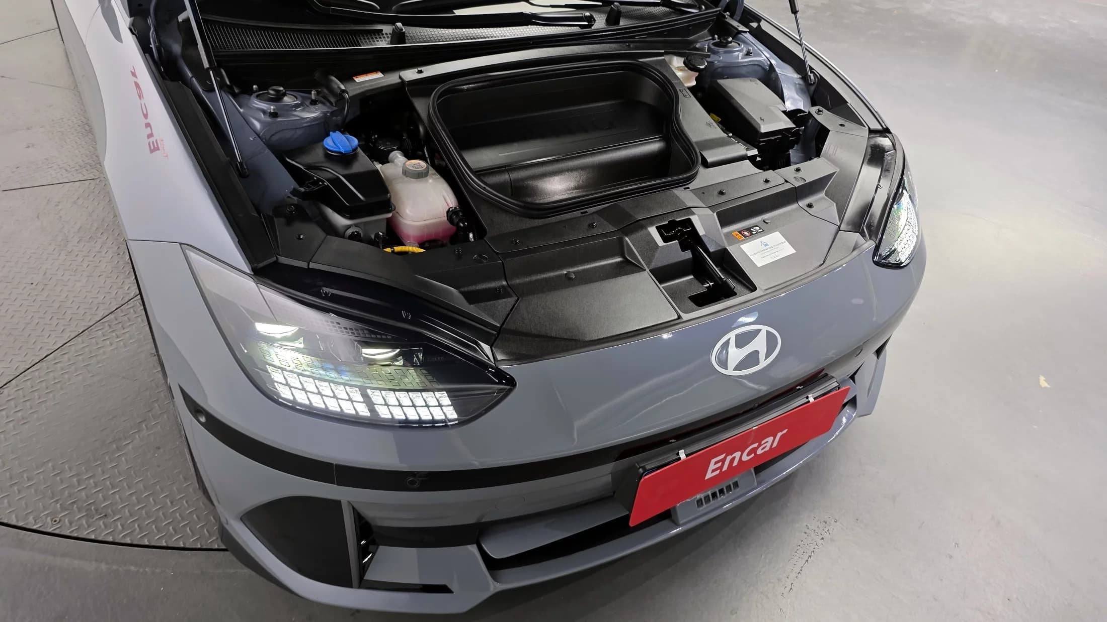 Hyundai Ioniq 6 Long Range AWD Prestige, электромобиль, 2023 г. 41279 км. — фото 6