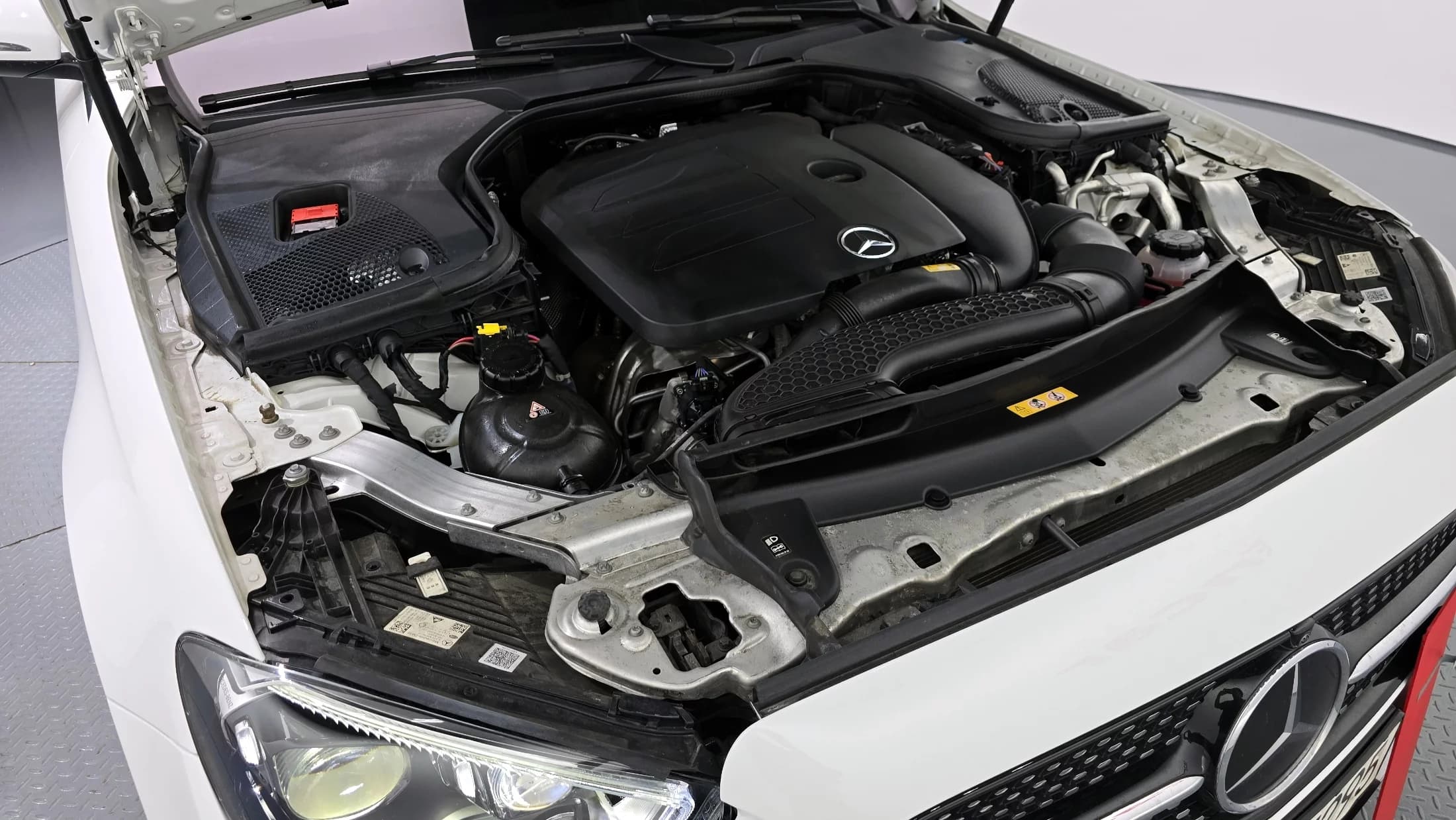 Mercedes-Benz E-Class E350 4MATIC AMG Line, 2021 г. 59403 км. — фото 6