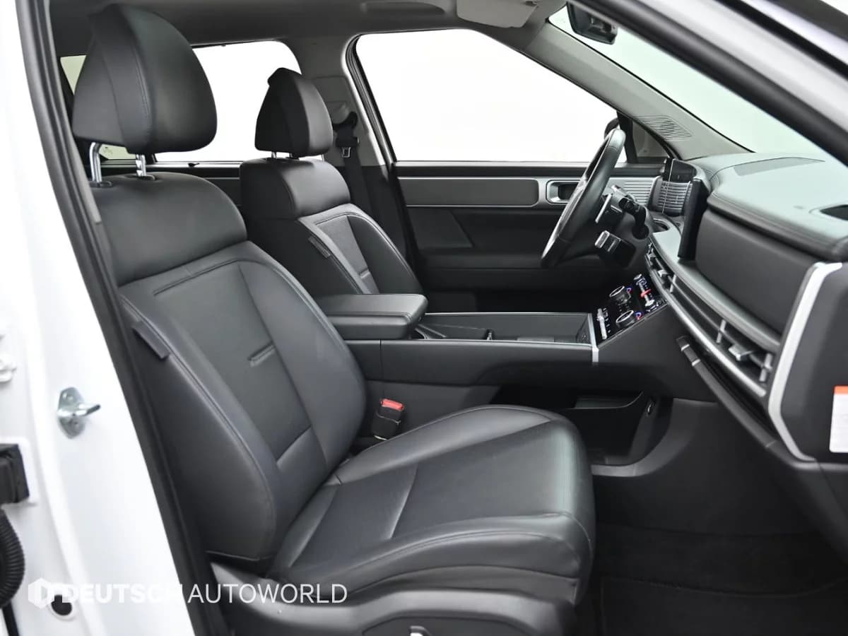 Hyundai Santa Fe HEV 1.6 4WD Prestige, гибрид, 2023 г. 41727 км. — фото 10