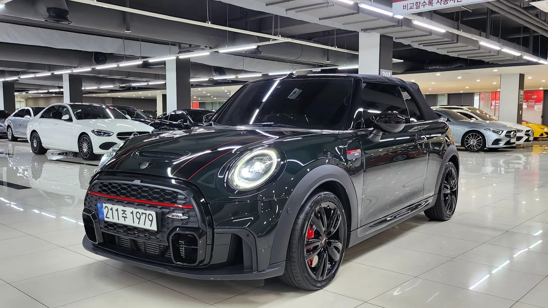 MINI Cooper Convertible JCW 3rd, 2022 г. 45377 км. — фото 3