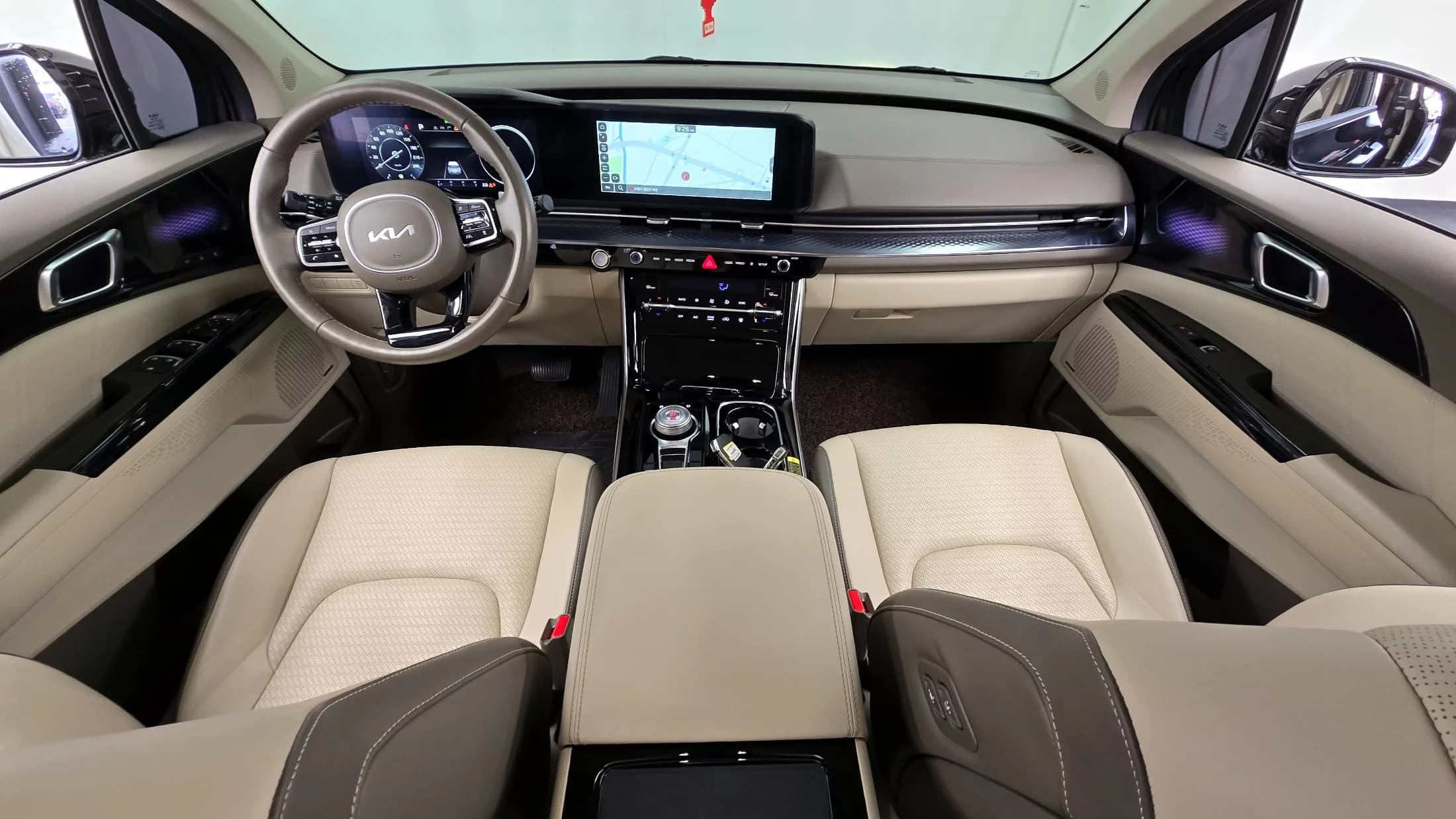 Kia Carnival Gasoline 7-Seater Hi-Limousine Signature, 2023 г. 61431 км. — фото 7
