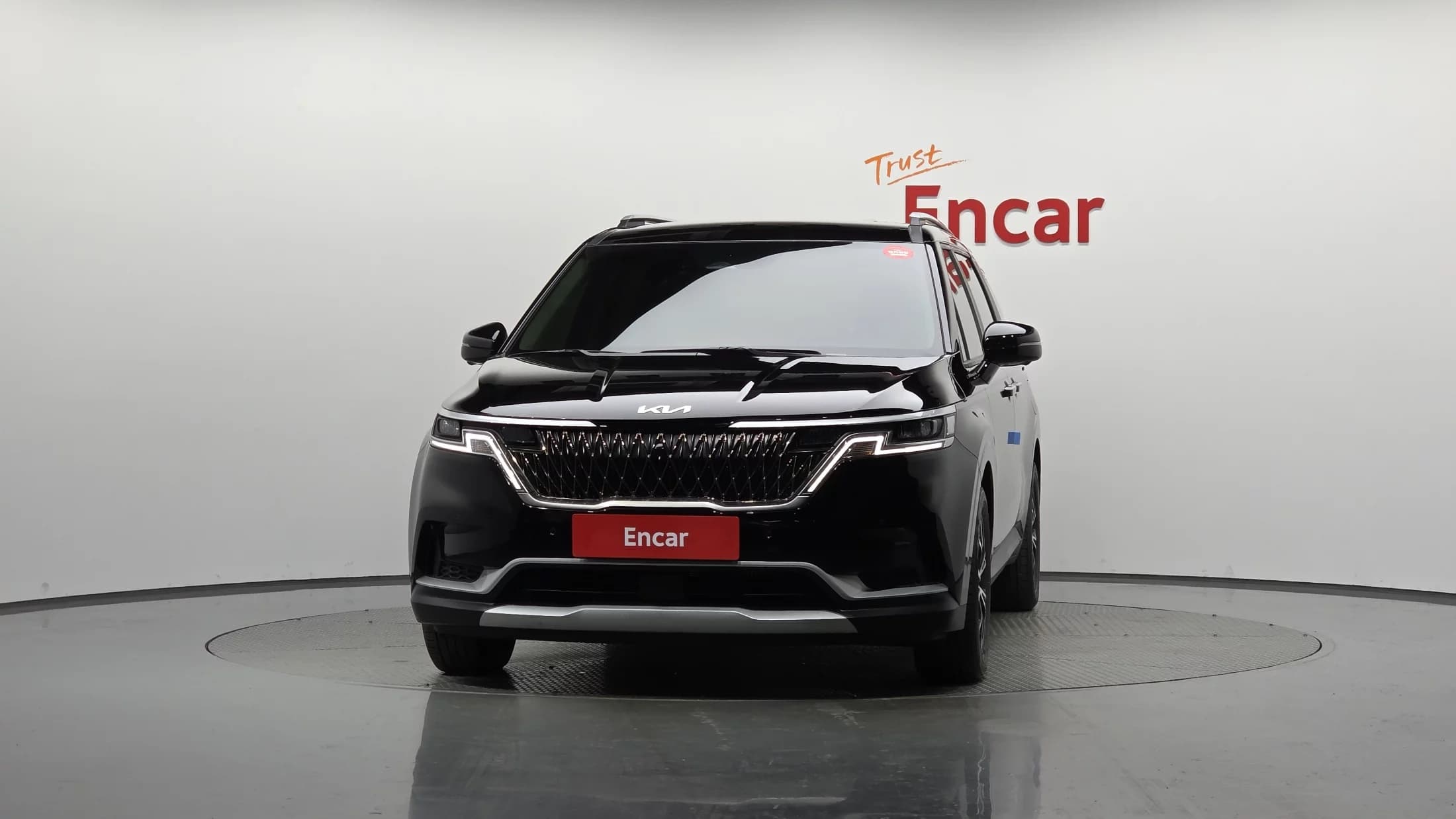 Kia Carnival 9-Seater Prestige, 2021 г. 63538 км. — фото 3