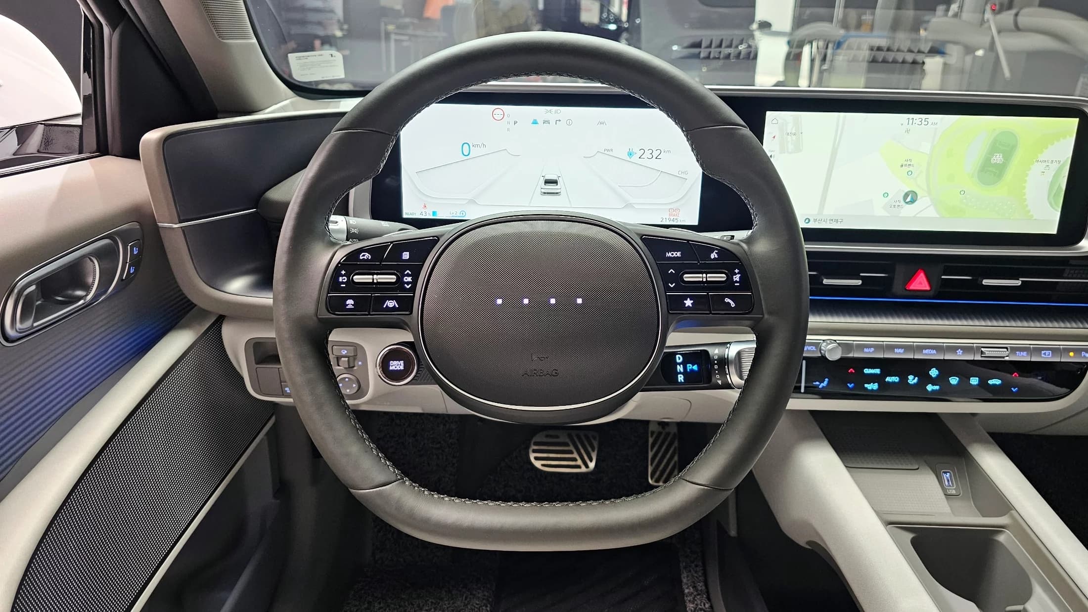 Hyundai Ioniq 6 Long Range Prestige, электромобиль, 2023 г. 21979 км. — фото 13