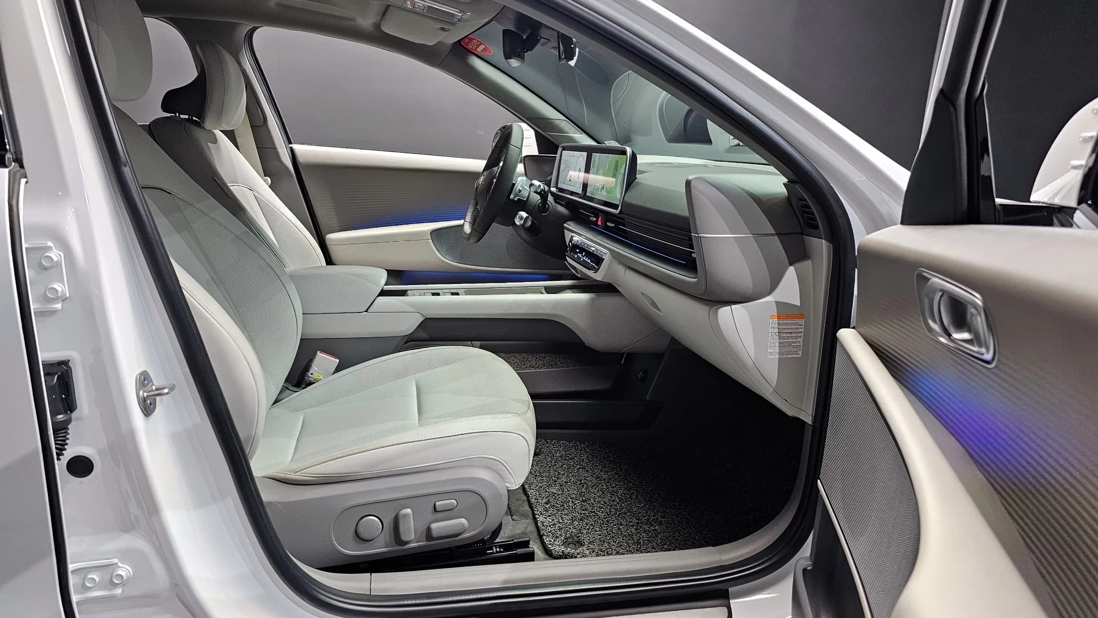 Hyundai Ioniq 6 Long Range Prestige, электромобиль, 2023 г. 21979 км. — фото 10