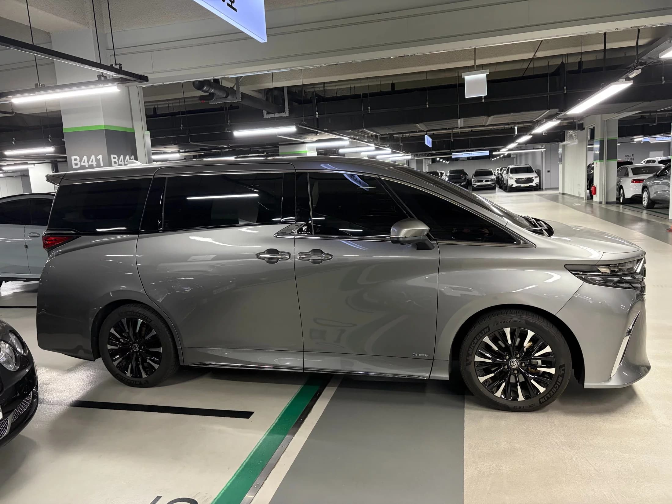 Toyota ALPHARD AWD, гибрид, 2025 г. 20780 км. — фото 2