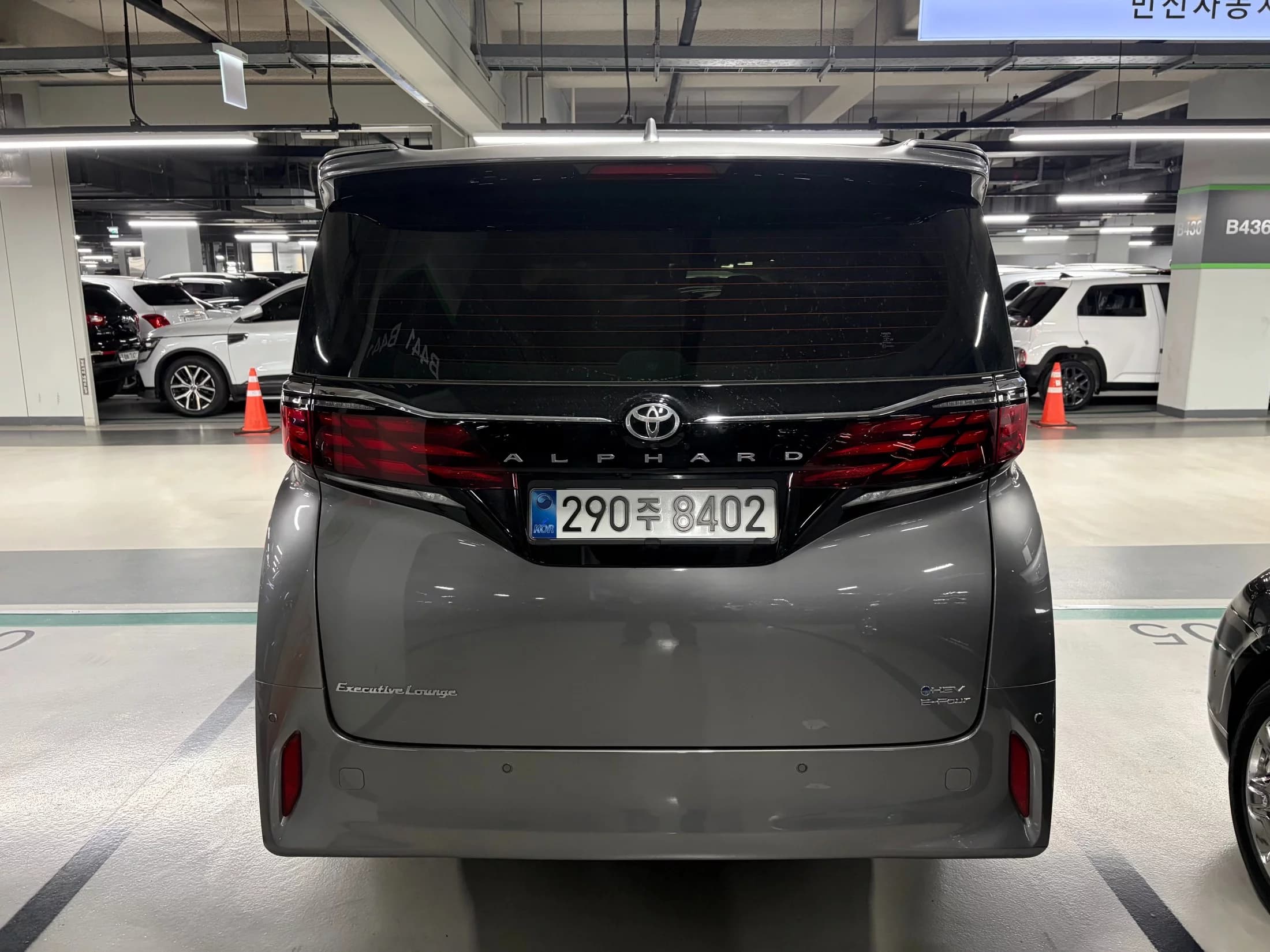 Toyota ALPHARD AWD, гибрид, 2025 г. 20780 км. — фото 4