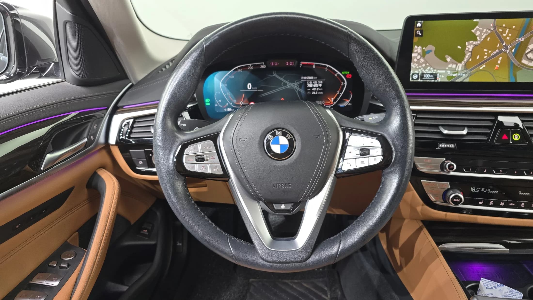 BMW 5-Series 520i Luxury, 2022 г. 58004 км. — фото 13