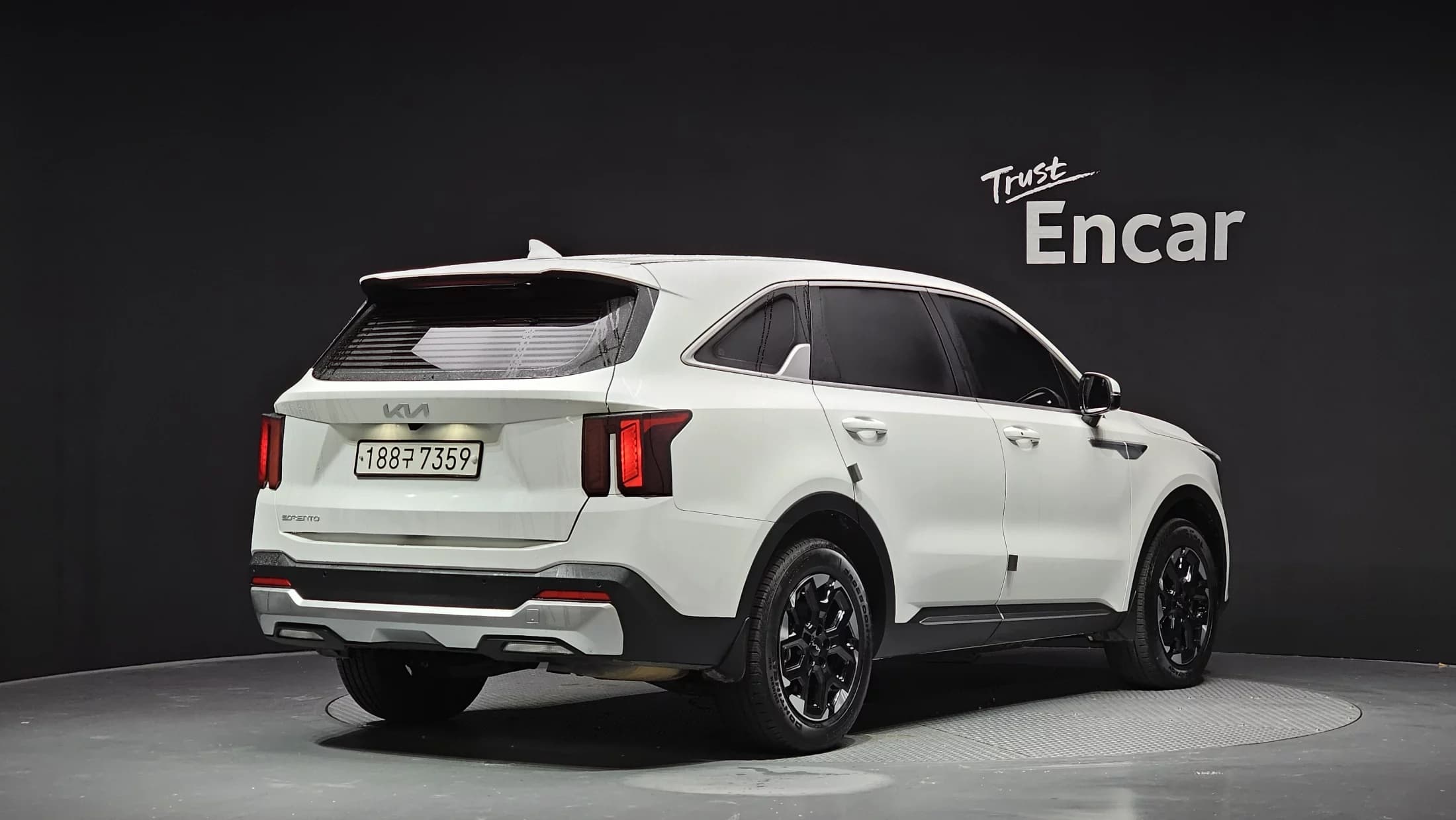 Kia Sorento Gasoline 2.5T 2WD Prestige, 2024 г. 17522 км. — фото 2