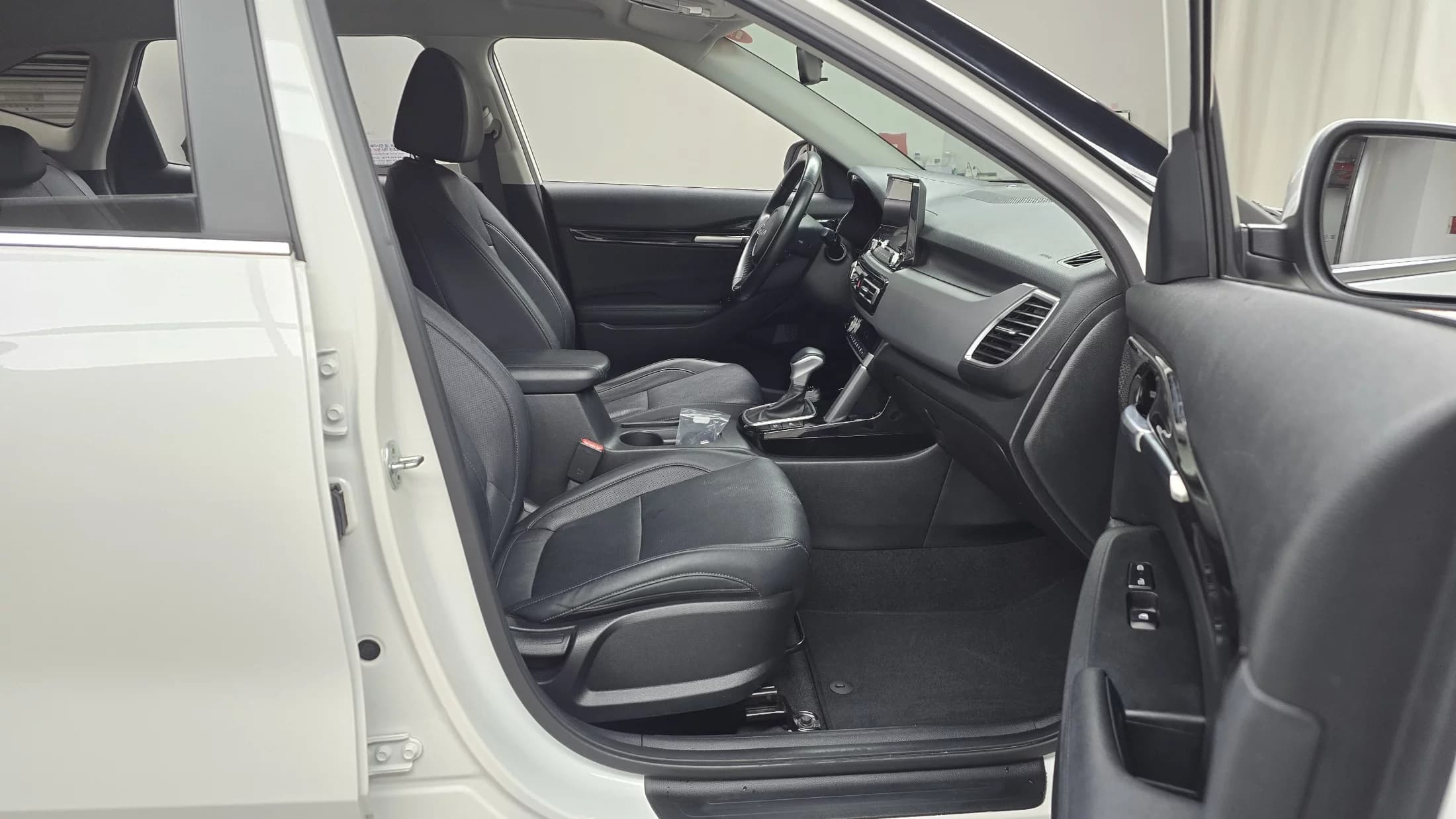 Kia Seltos Gasoline 1.6 Turbo 2WD Trendy, 2022 г. 96388 км. — фото 11