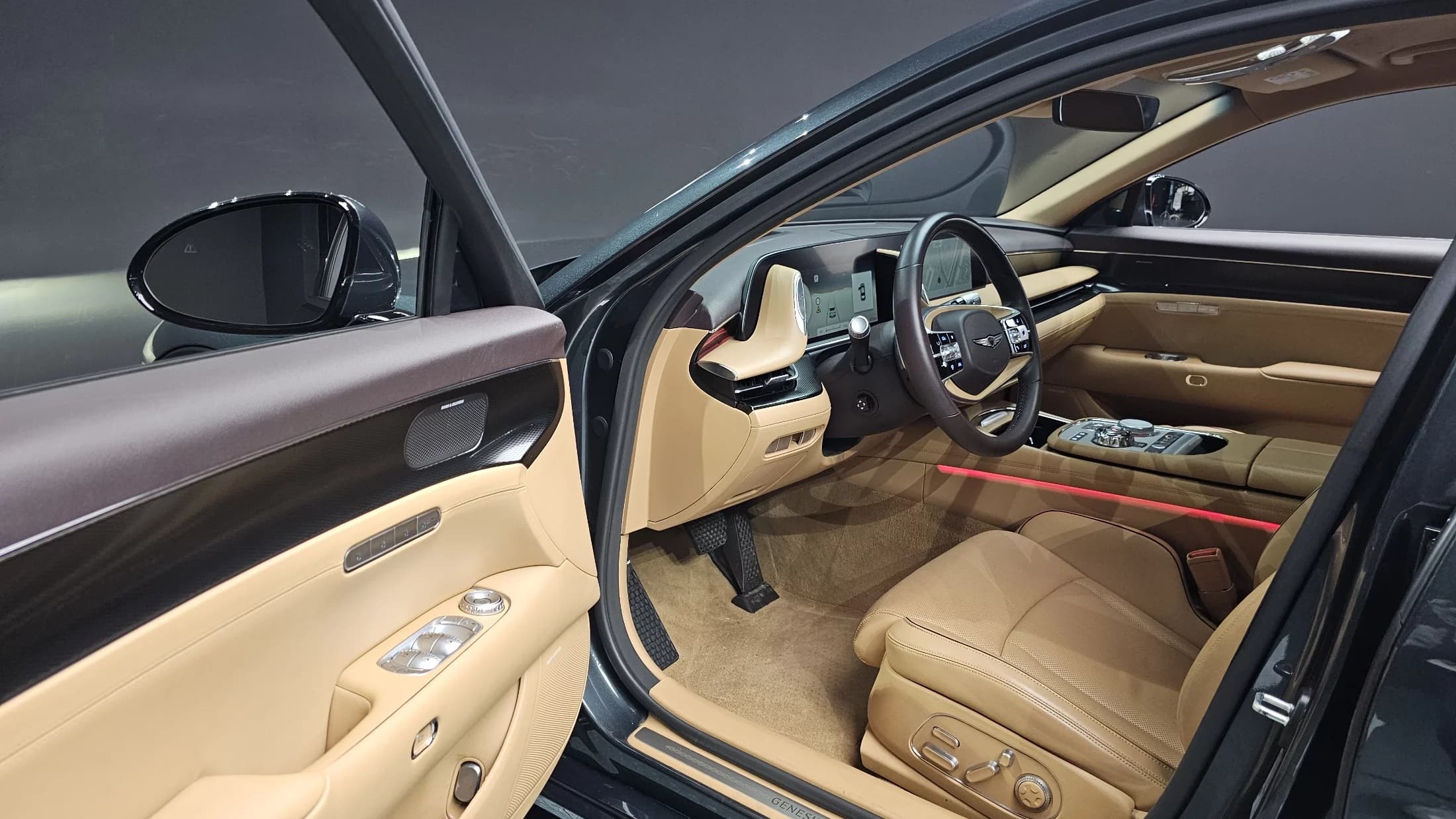 Genesis G90 Gasoline 3.5 Turbo AWD, 2022 г. 82797 км. — фото 11