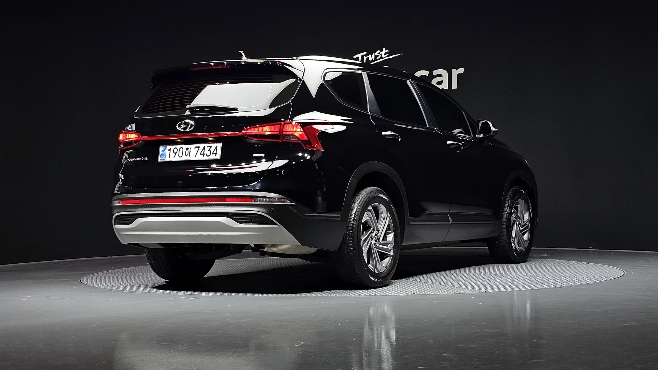 Hyundai Santa Fe Diesel 2.2 4WD Exclusive, 2023 г. 85978 км. — фото 2